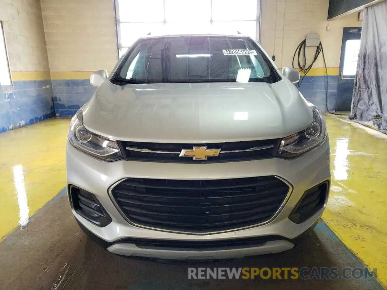 5 Photograph of a damaged car KL7CJLSB7MB305822 CHEVROLET TRAX 2021