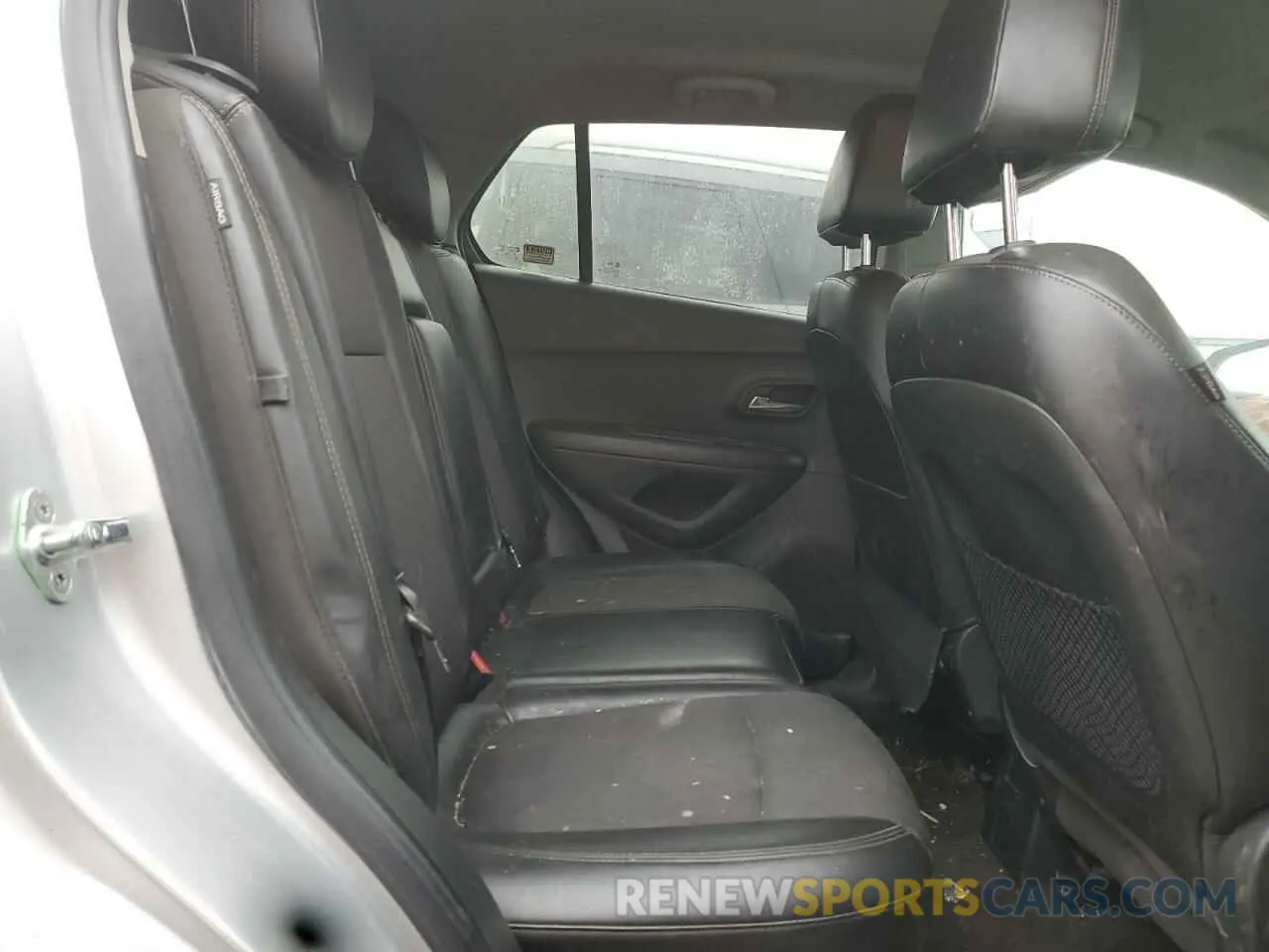 10 Photograph of a damaged car KL7CJLSB7MB328629 CHEVROLET TRAX 2021