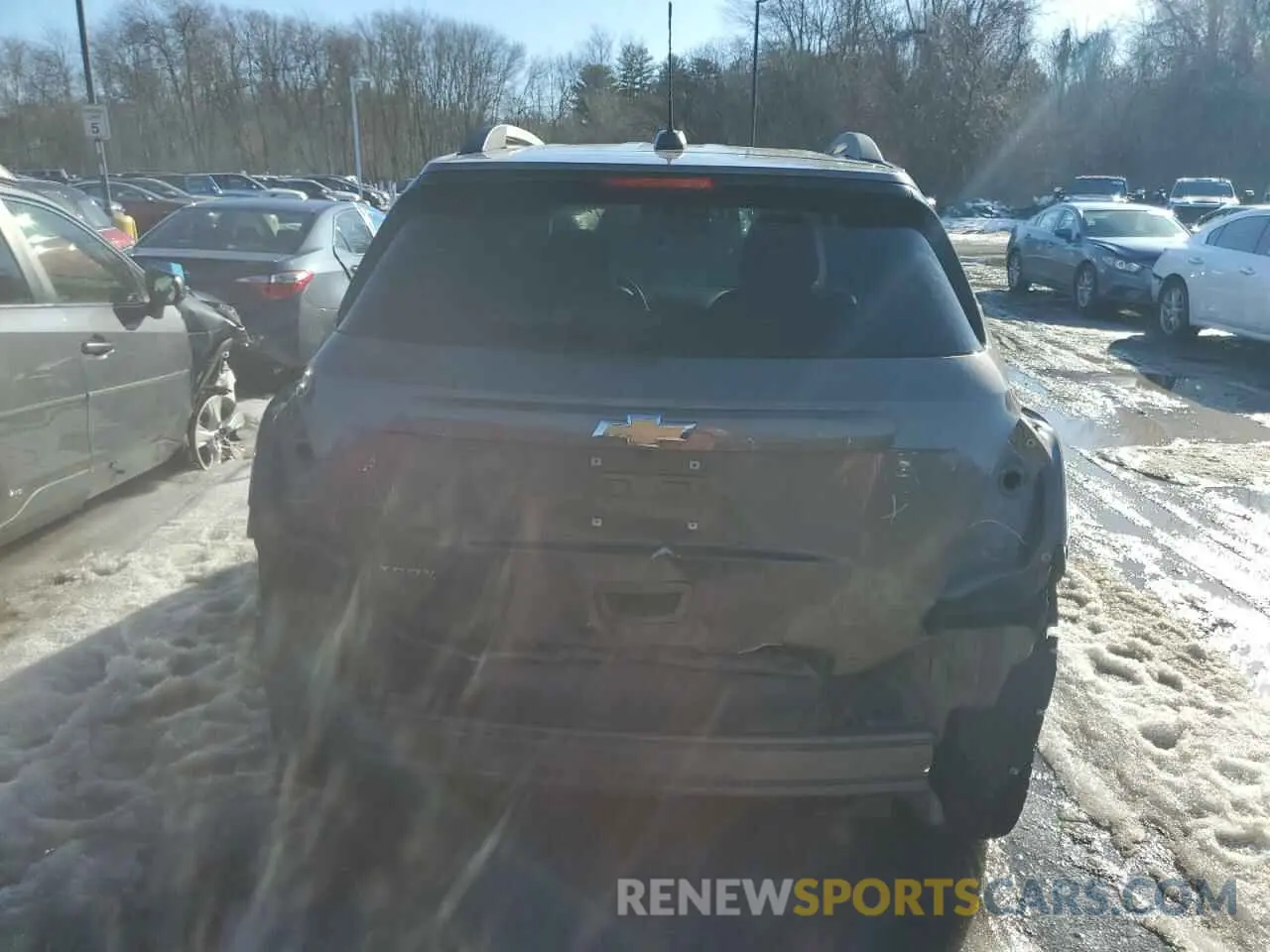 6 Photograph of a damaged car KL7CJLSB8MB326646 CHEVROLET TRAX 2021