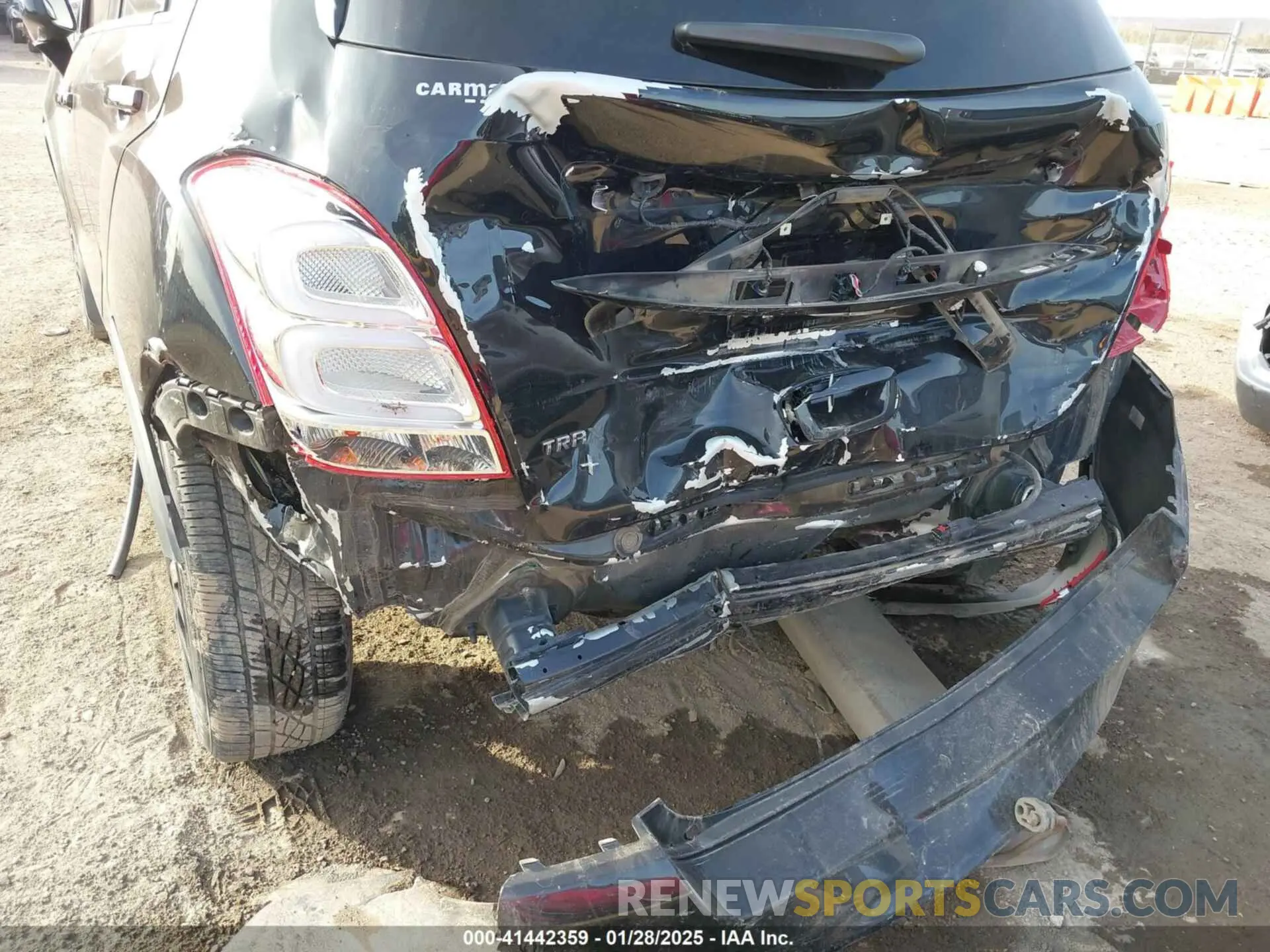 12 Photograph of a damaged car KL7CJLSB9MB338000 CHEVROLET TRAX 2021
