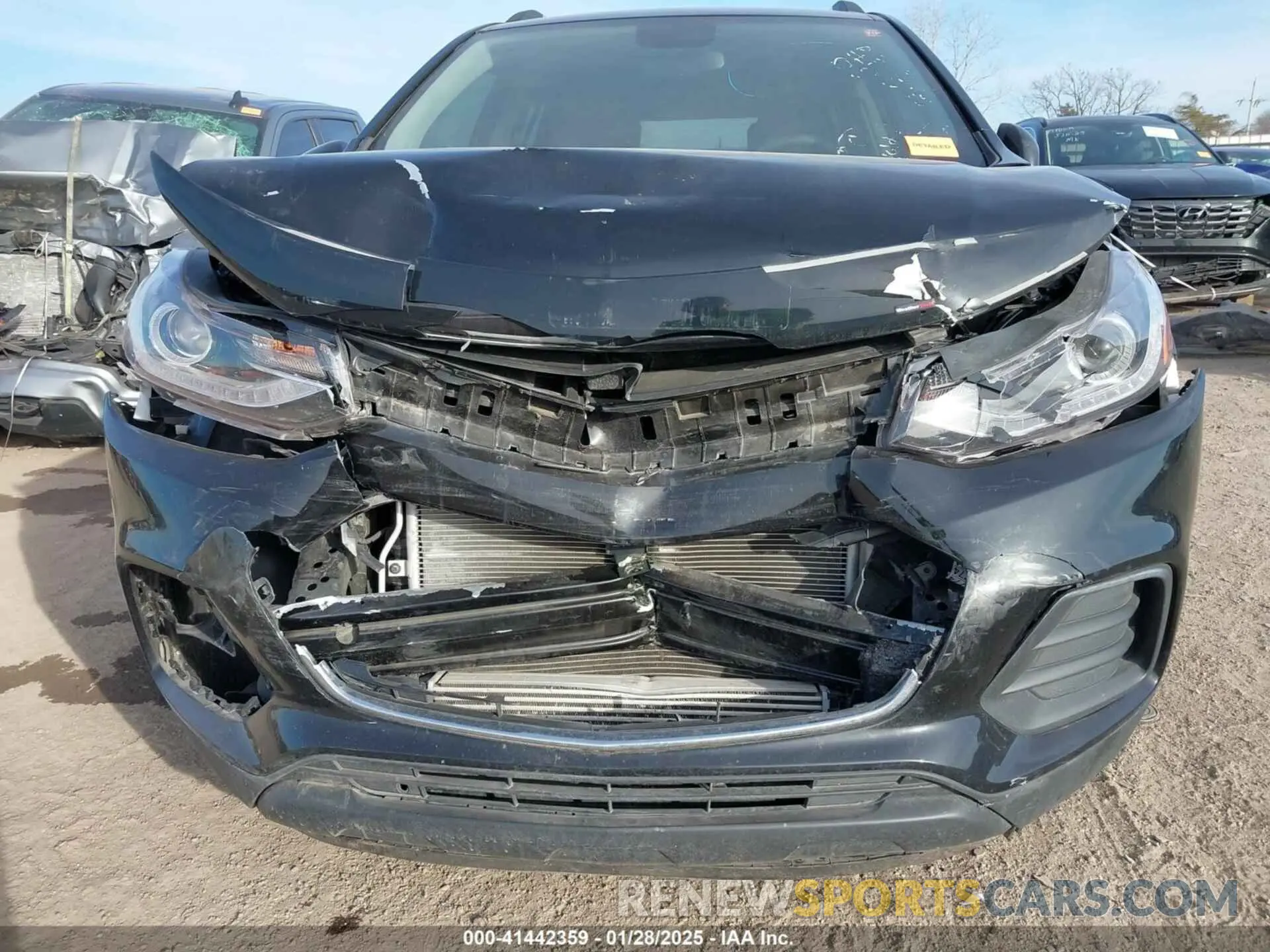 6 Photograph of a damaged car KL7CJLSB9MB338000 CHEVROLET TRAX 2021