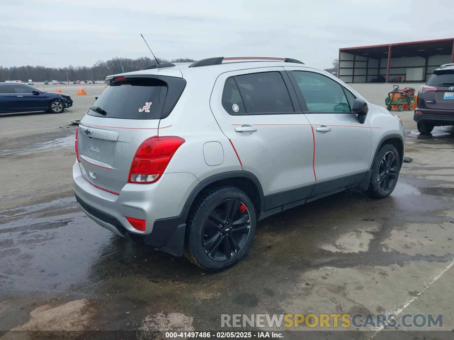 4 Photograph of a damaged car KL7CJLSBXMB310125 CHEVROLET TRAX 2021