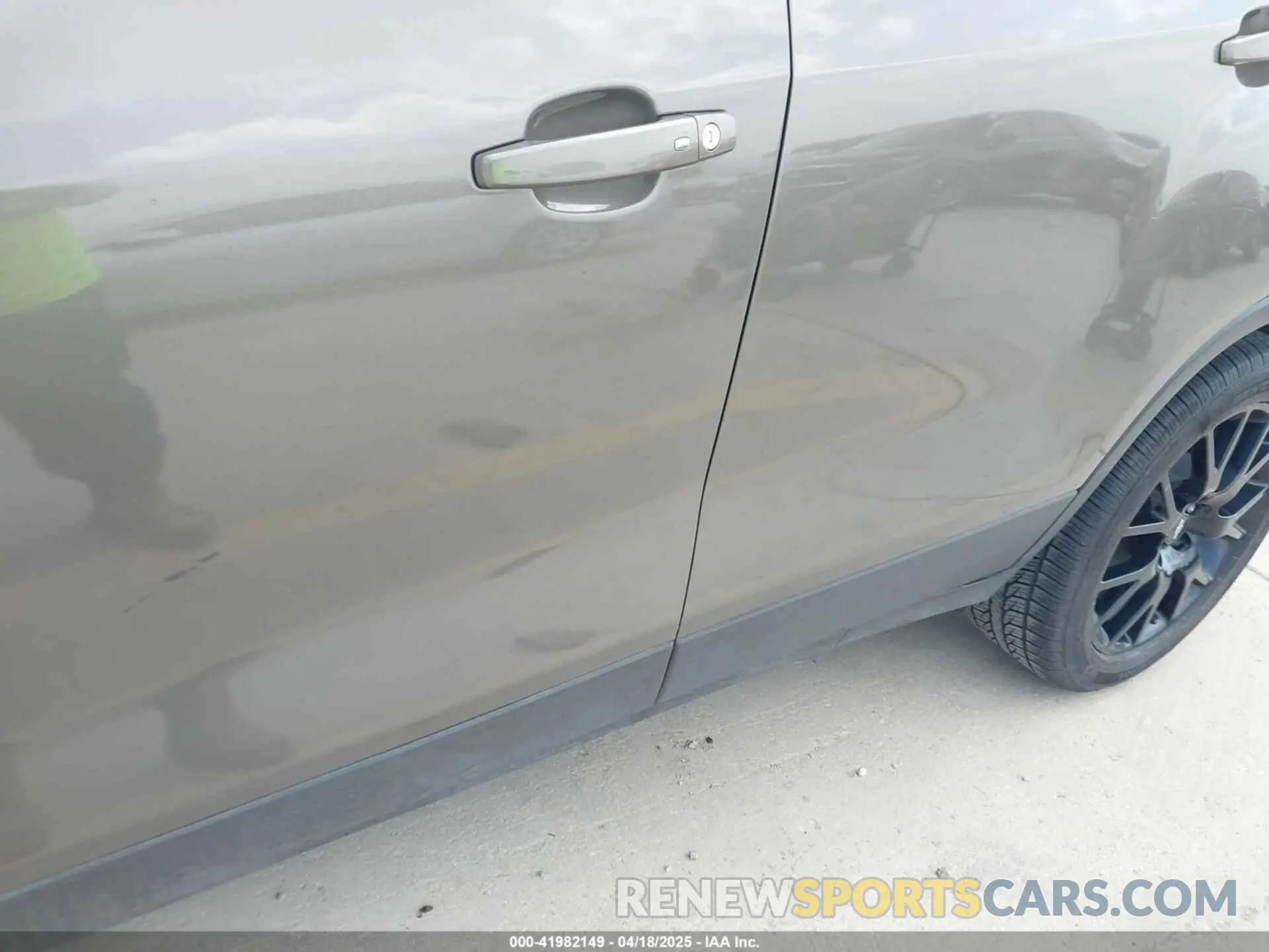 20 Photograph of a damaged car KL7CJLSBXMB359468 CHEVROLET TRAX 2021