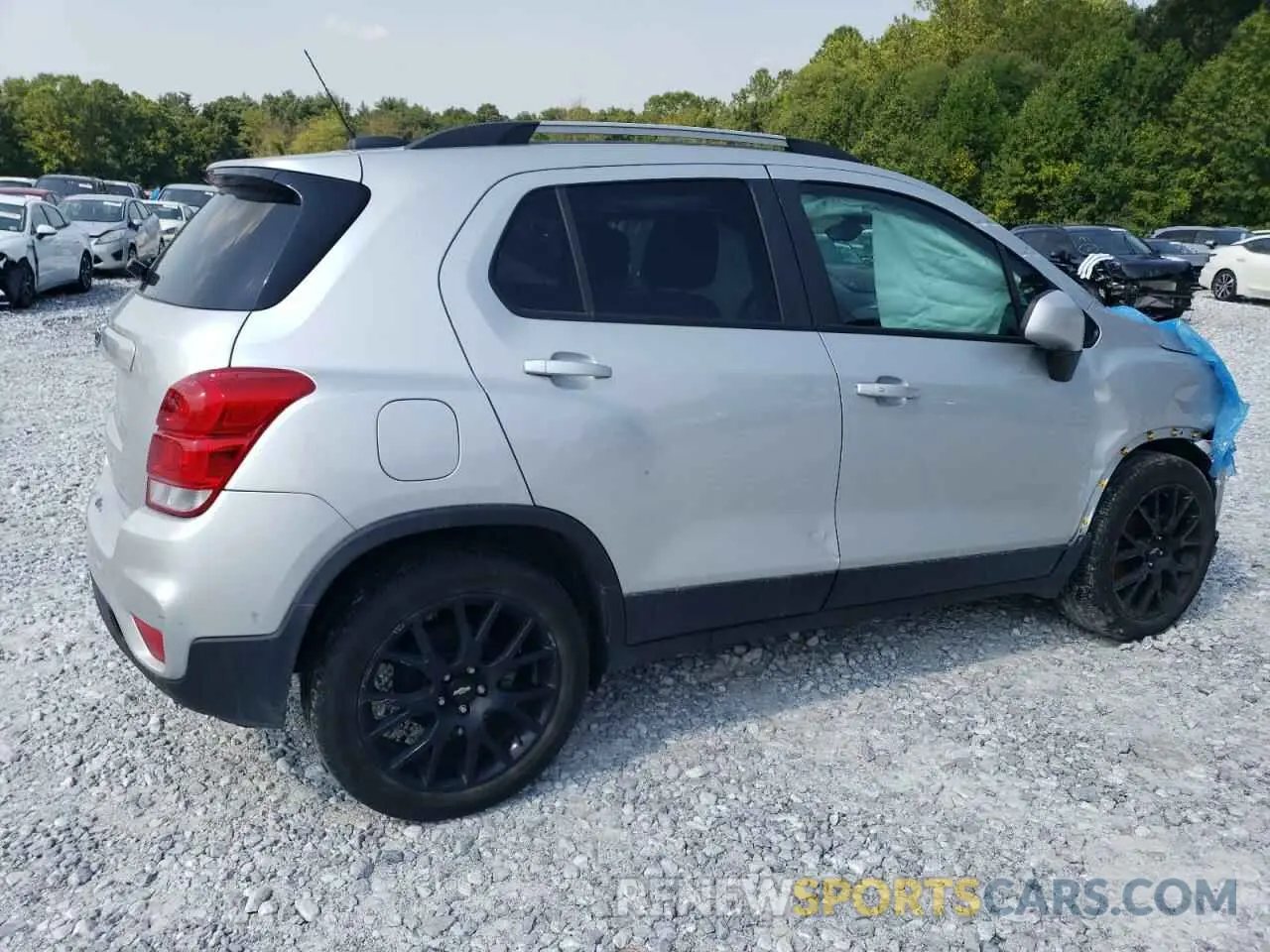 3 Photograph of a damaged car KL7CJLSM0MB367872 CHEVROLET TRAX 2021