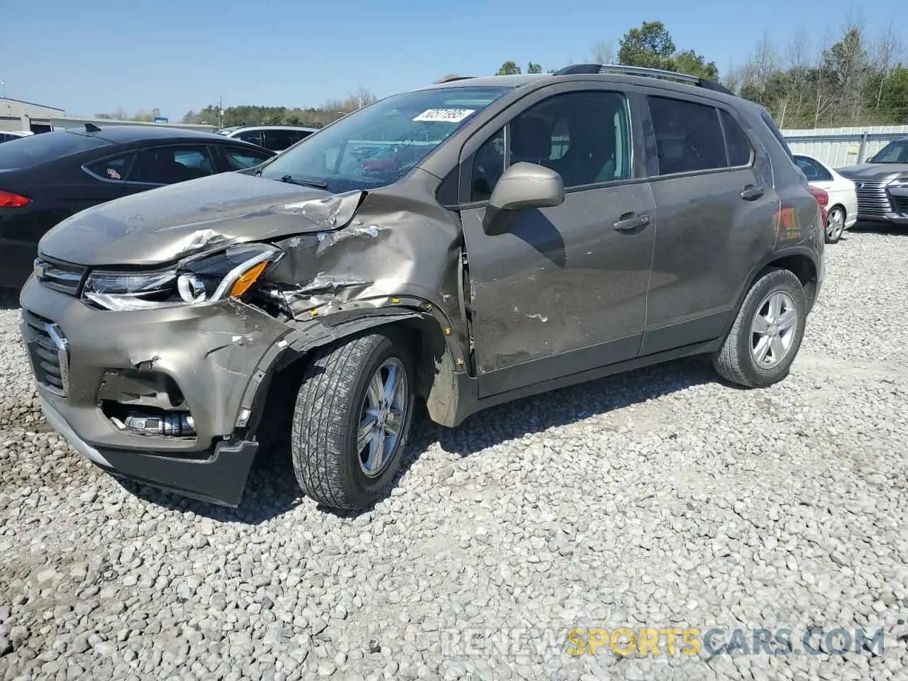 1 Photograph of a damaged car KL7CJLSM8MB364525 CHEVROLET TRAX 2021