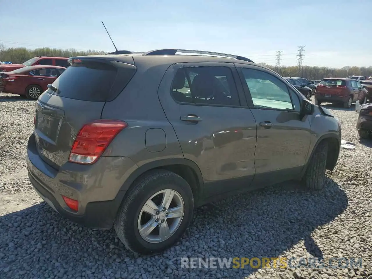 3 Photograph of a damaged car KL7CJLSM8MB364525 CHEVROLET TRAX 2021