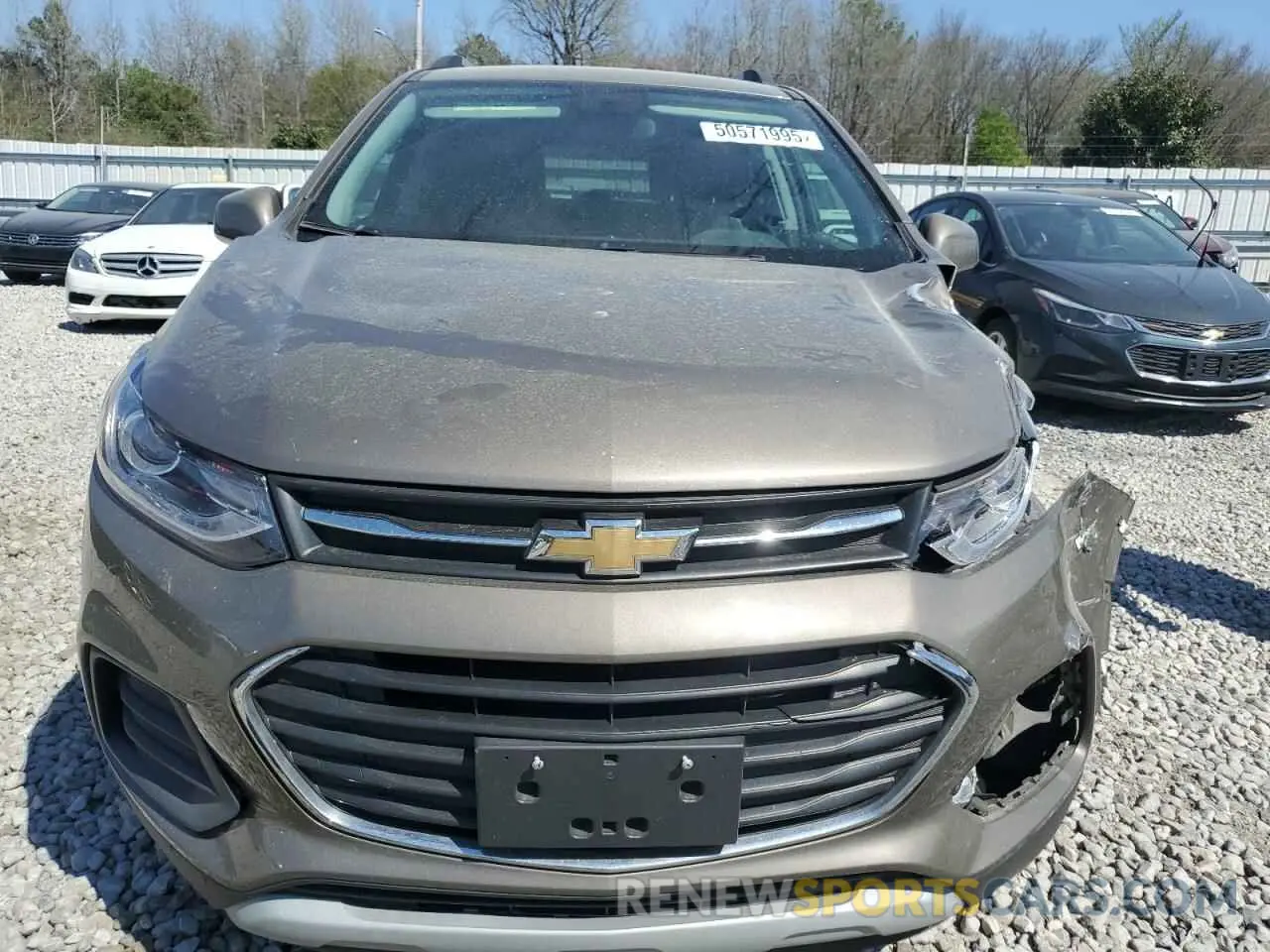 5 Photograph of a damaged car KL7CJLSM8MB364525 CHEVROLET TRAX 2021
