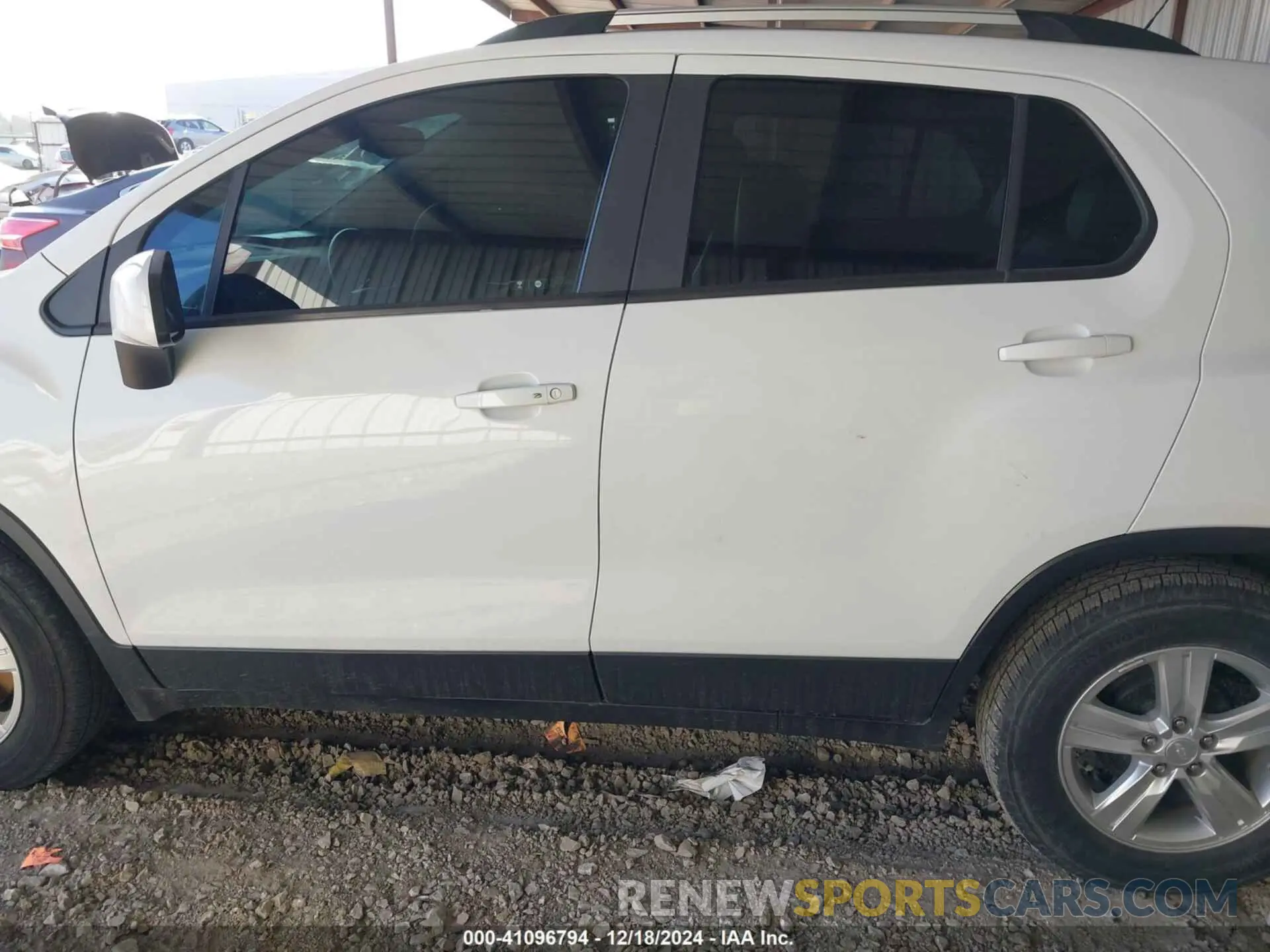 14 Photograph of a damaged car KL7CJLSM9MB374724 CHEVROLET TRAX 2021