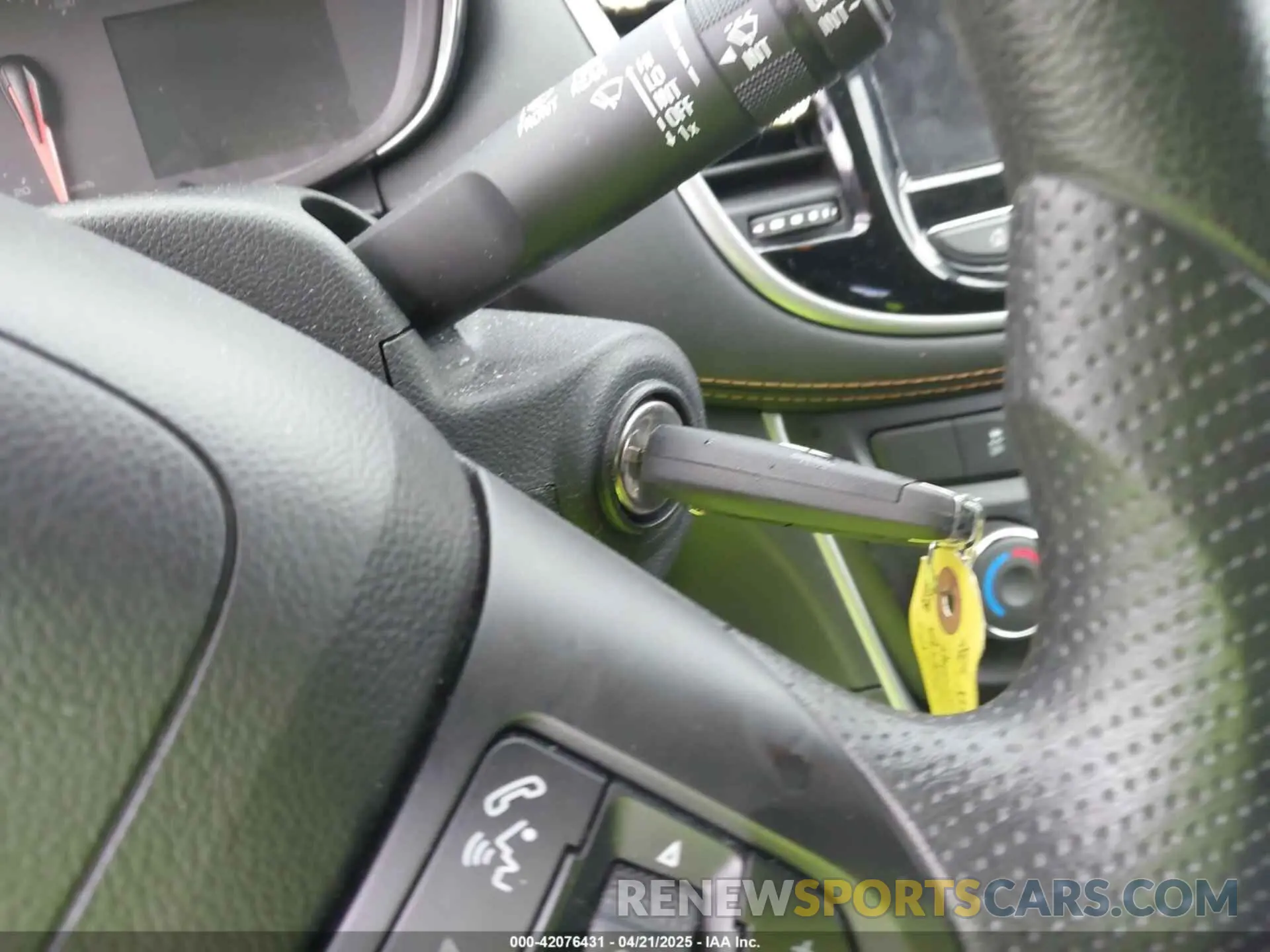11 Photograph of a damaged car KL7CJNSB0MB324627 CHEVROLET TRAX 2021