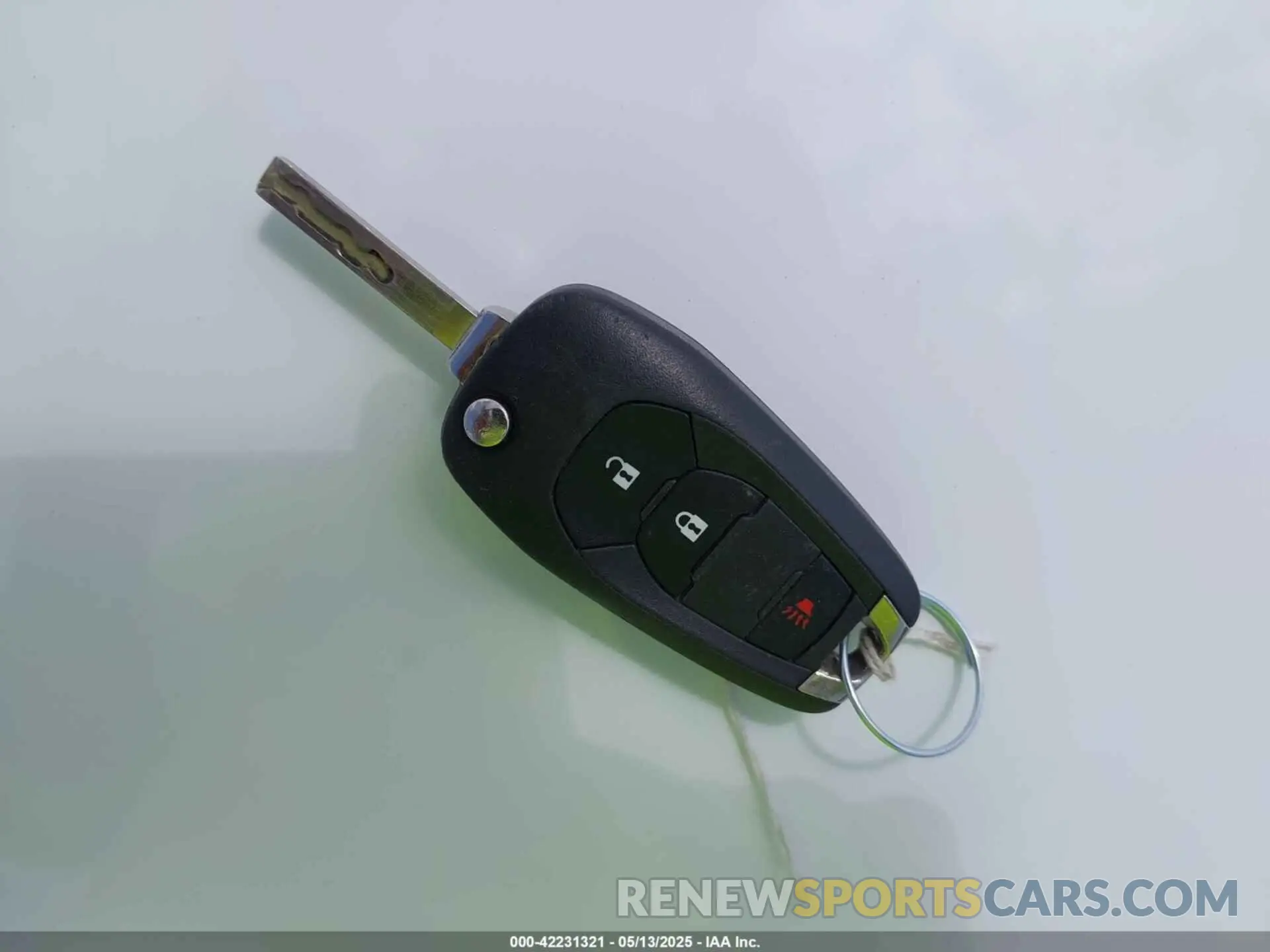 11 Photograph of a damaged car KL7CJNSB1MB301244 CHEVROLET TRAX 2021