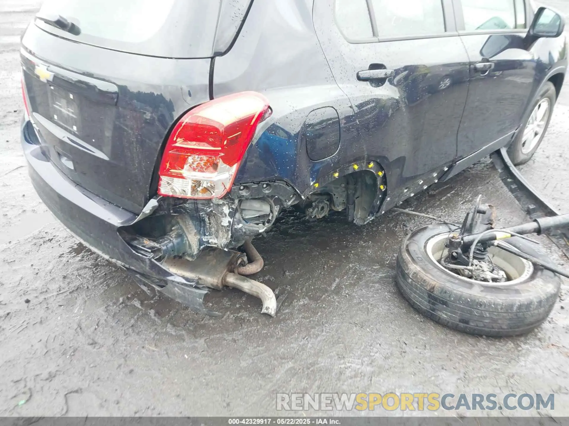 6 Photograph of a damaged car KL7CJNSB1MB354137 CHEVROLET TRAX 2021