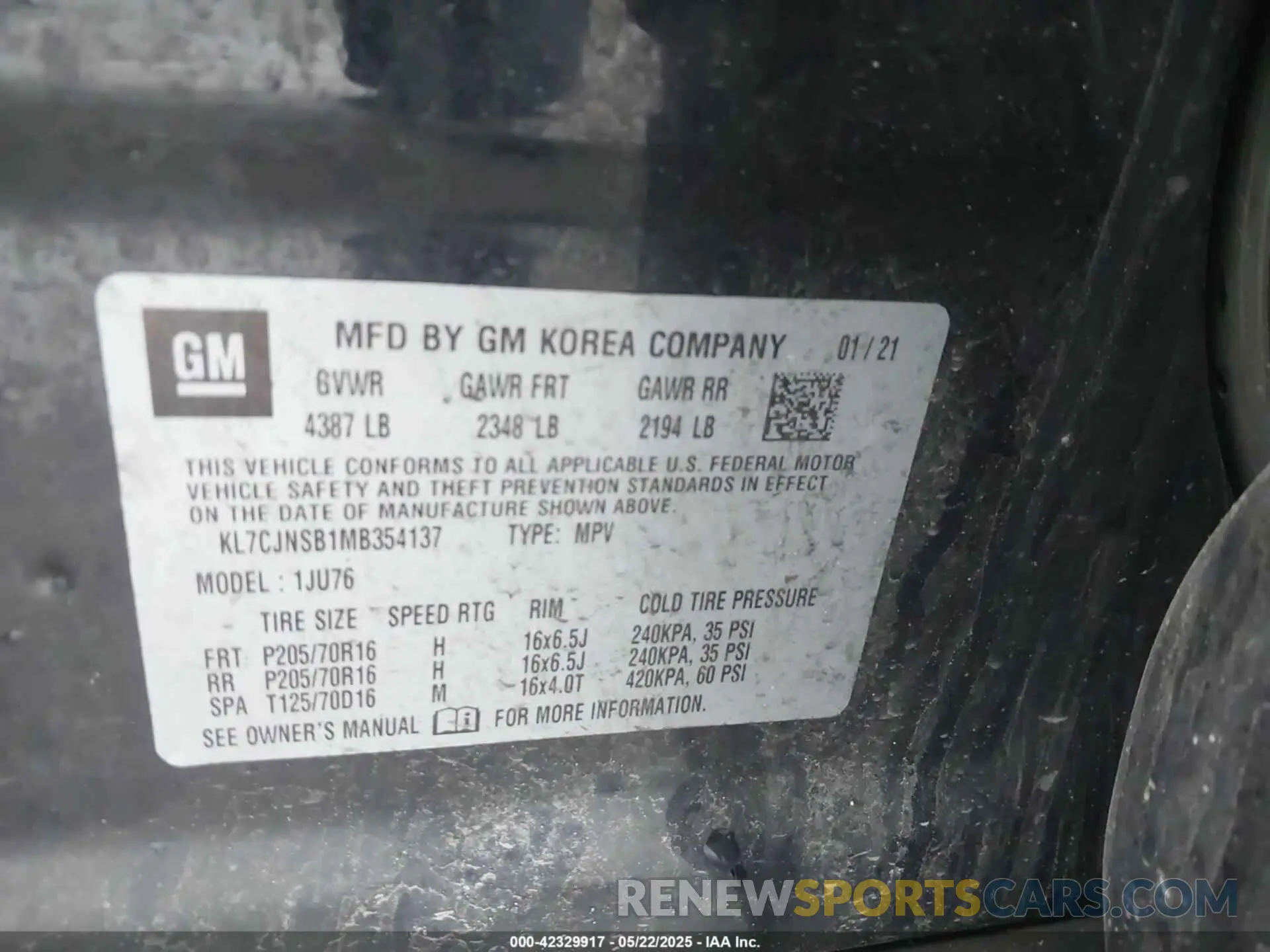 9 Photograph of a damaged car KL7CJNSB1MB354137 CHEVROLET TRAX 2021