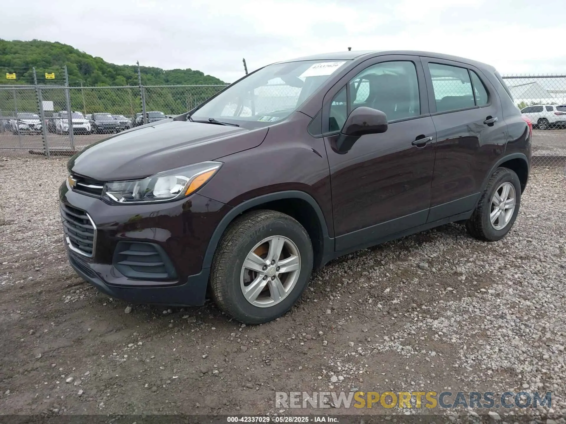 2 Photograph of a damaged car KL7CJNSB2MB360206 CHEVROLET TRAX 2021