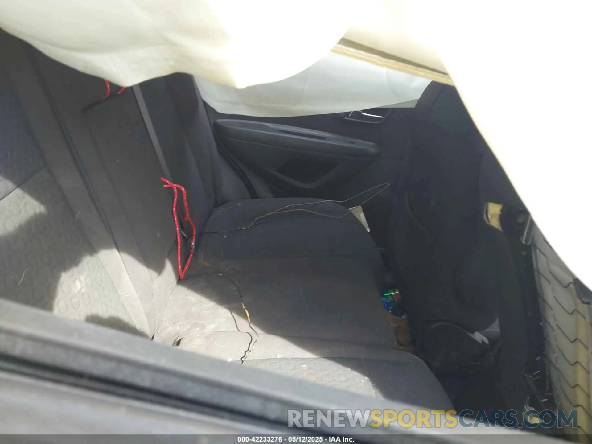 8 Photograph of a damaged car KL7CJNSB5MB339270 CHEVROLET TRAX 2021
