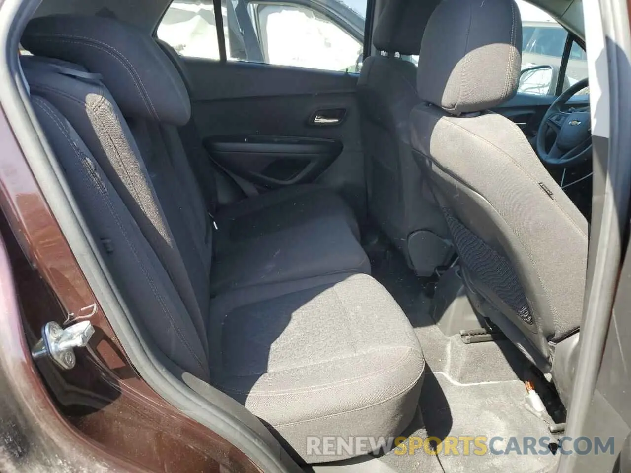 10 Photograph of a damaged car KL7CJNSB6MB357678 CHEVROLET TRAX 2021