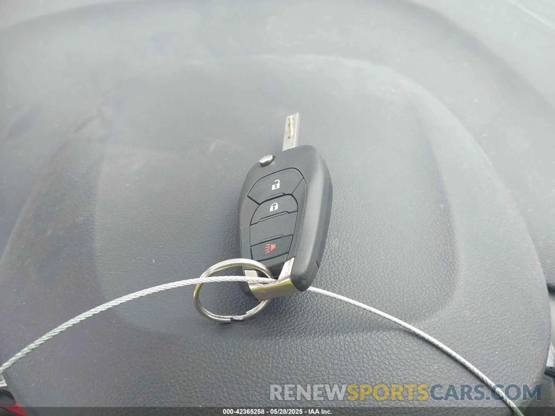 11 Photograph of a damaged car KL7CJNSBXMB302442 CHEVROLET TRAX 2021