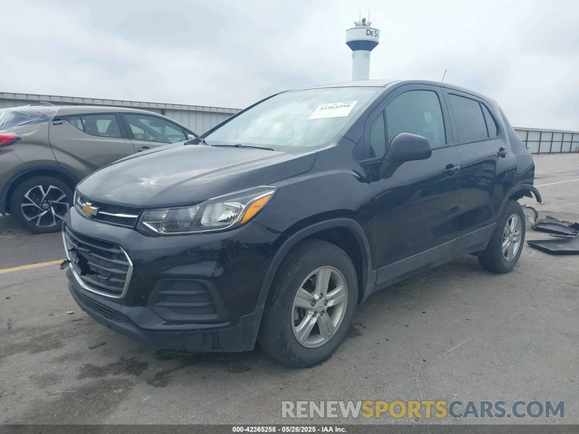 2 Photograph of a damaged car KL7CJNSBXMB302442 CHEVROLET TRAX 2021