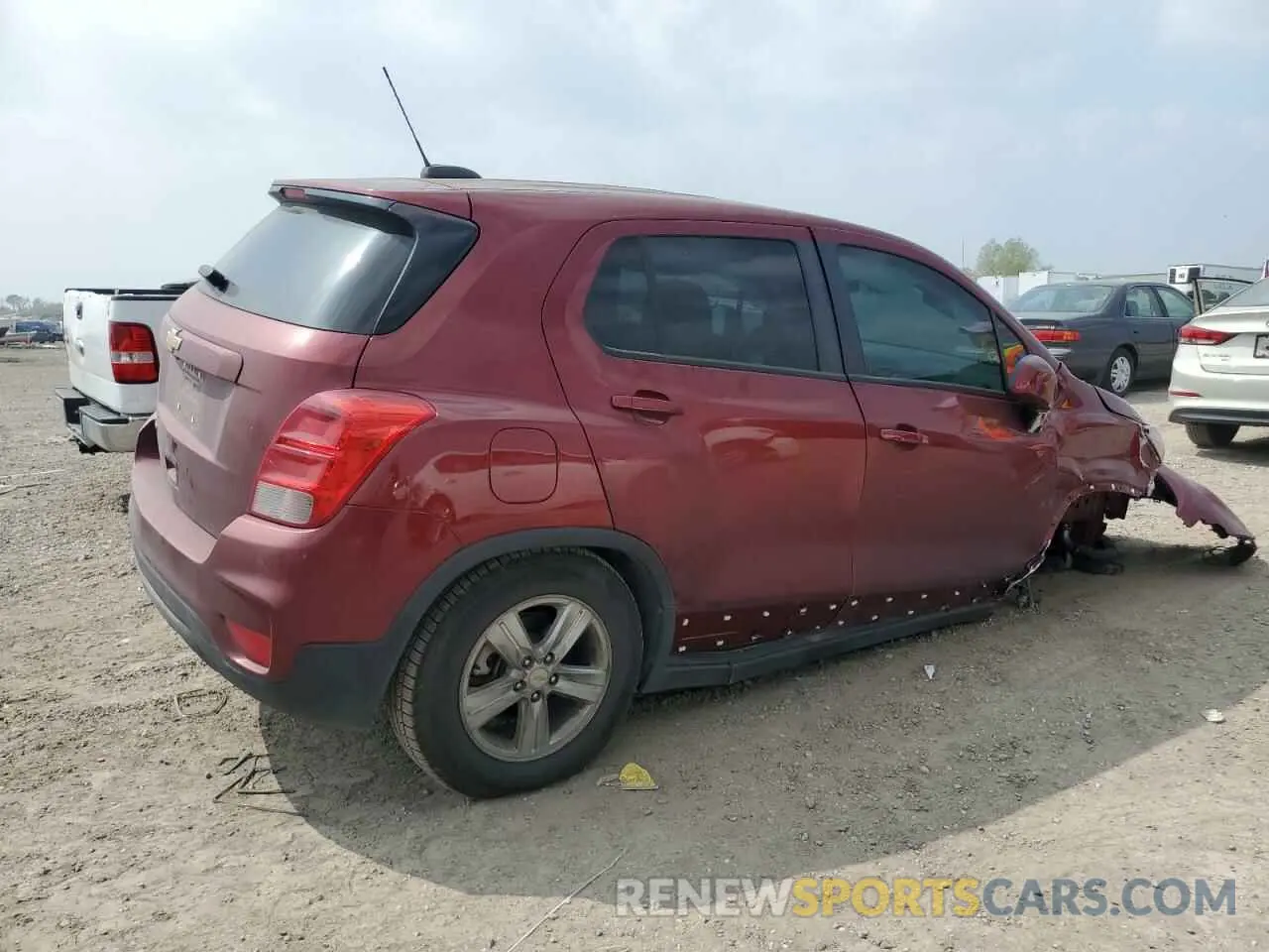 3 Photograph of a damaged car KL7CJNSM1MB373918 CHEVROLET TRAX 2021