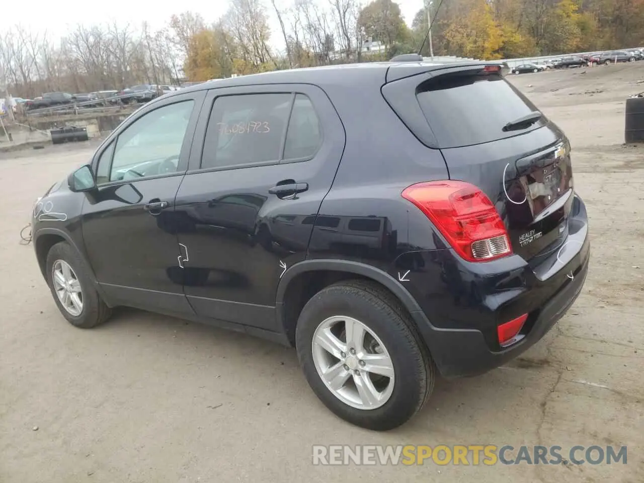 2 Photograph of a damaged car KL7CJNSM5MB361786 CHEVROLET TRAX 2021
