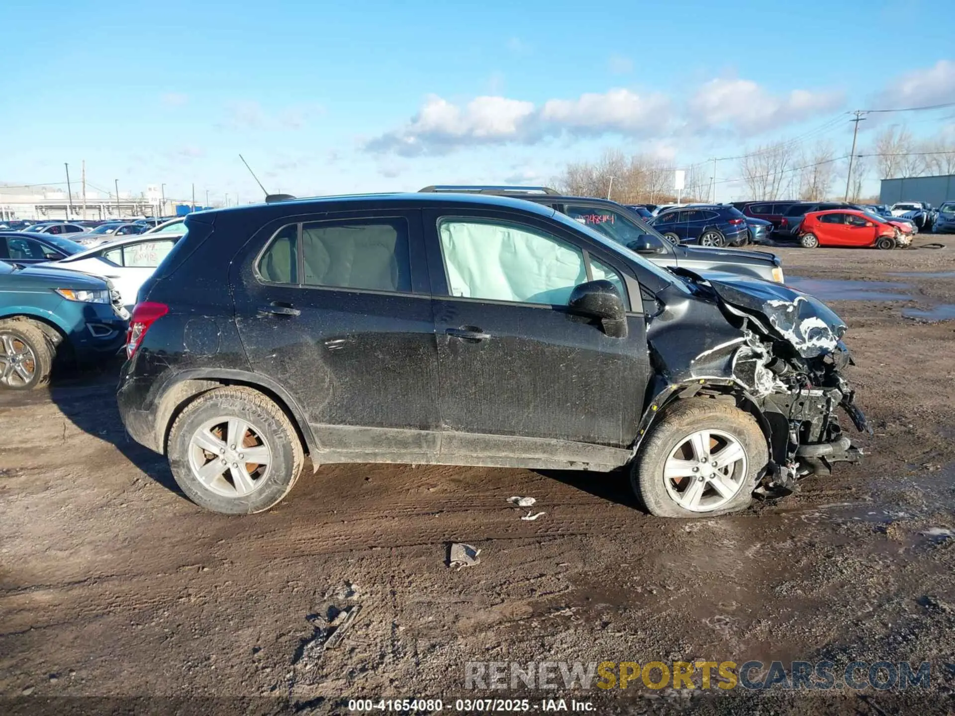 13 Photograph of a damaged car KL7CJNSM8MB368389 CHEVROLET TRAX 2021