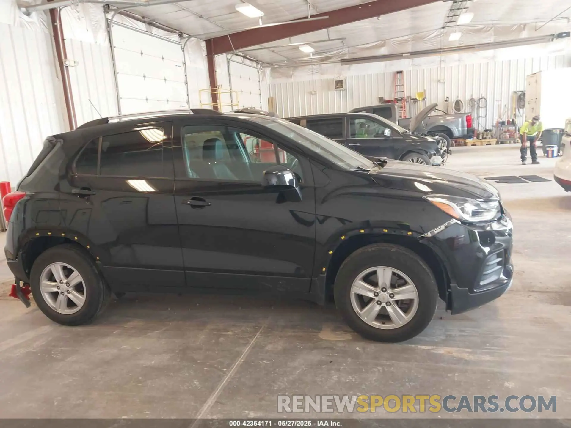 14 Photograph of a damaged car KL7CJPSB0MB346011 CHEVROLET TRAX 2021