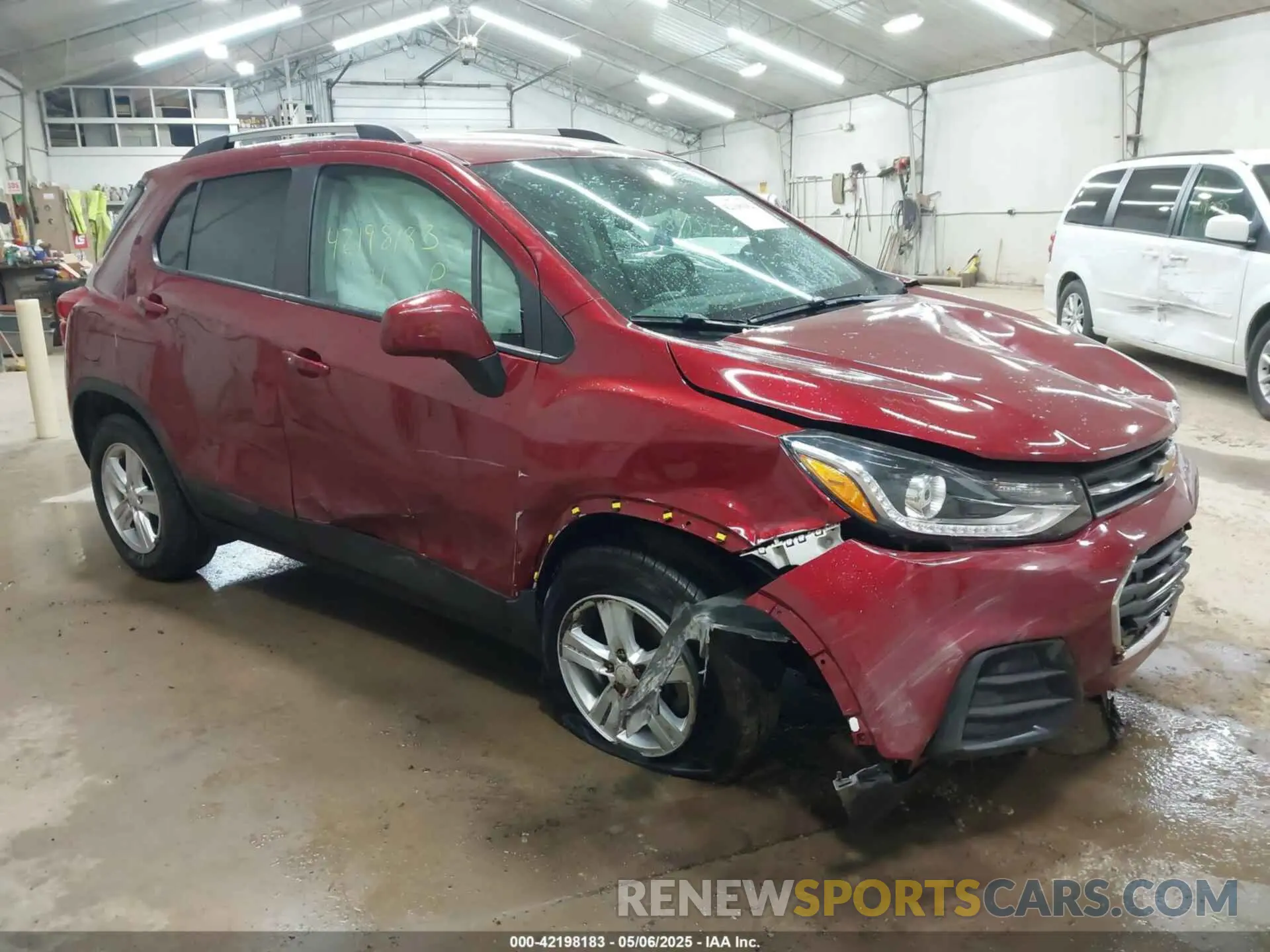 1 Photograph of a damaged car KL7CJPSB2MB320008 CHEVROLET TRAX 2021