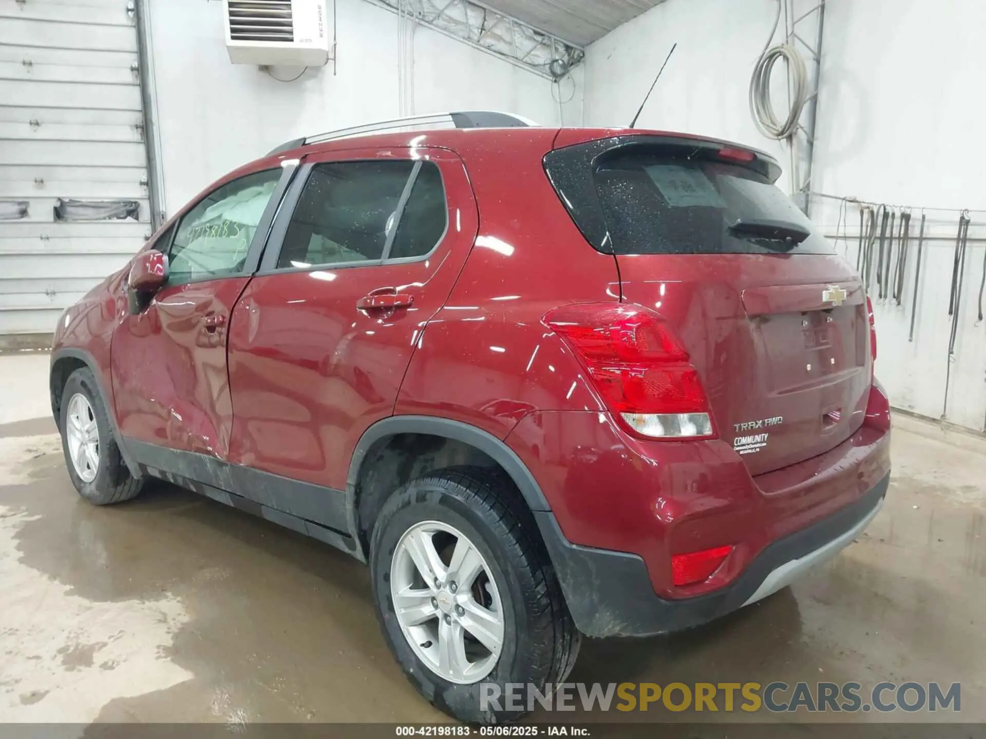 3 Photograph of a damaged car KL7CJPSB2MB320008 CHEVROLET TRAX 2021