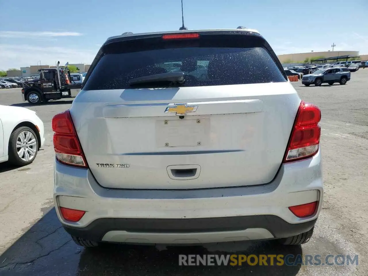 6 Photograph of a damaged car KL7CJPSB2MB330750 CHEVROLET TRAX 2021