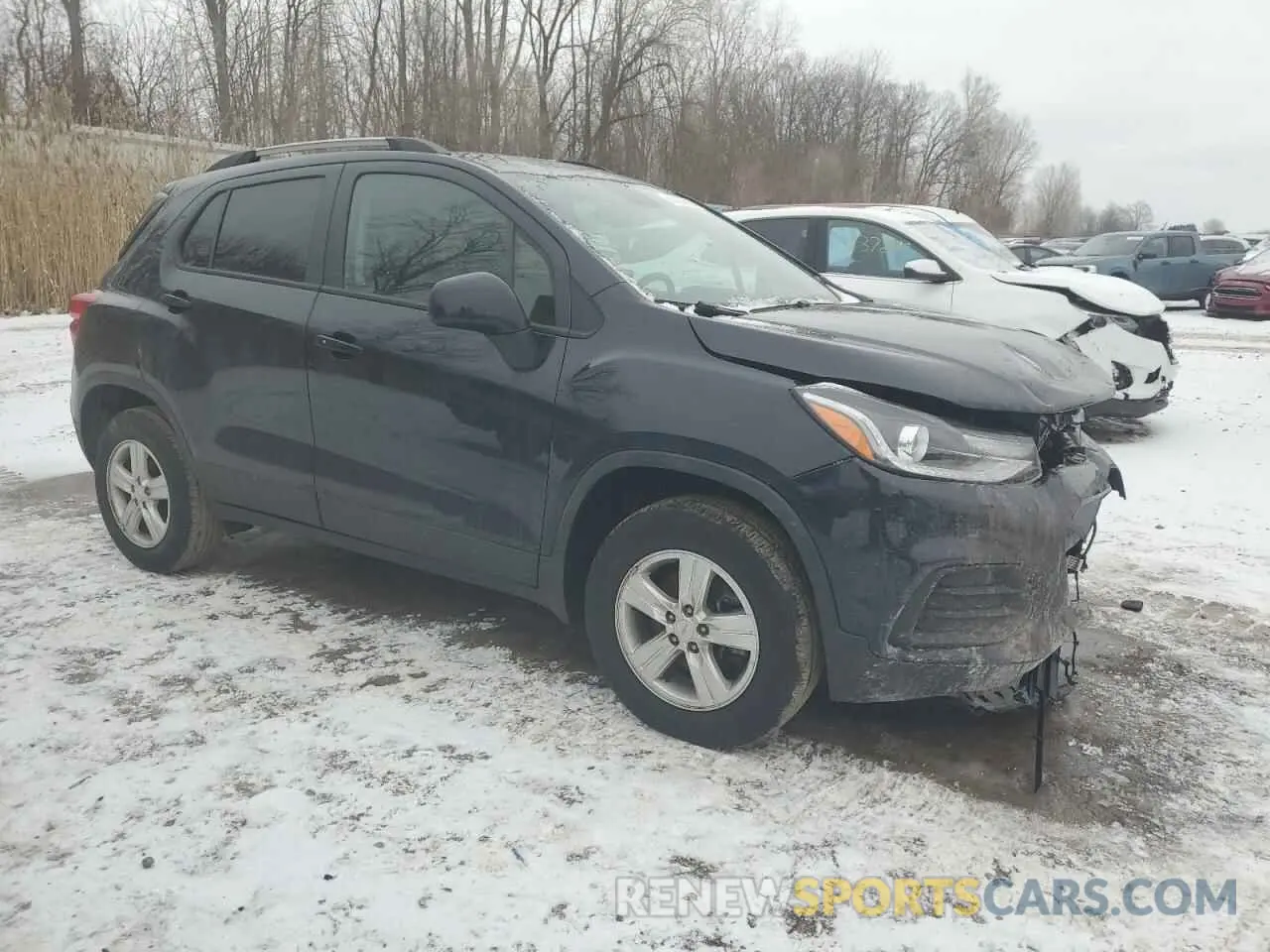 4 Photograph of a damaged car KL7CJPSB2MB350836 CHEVROLET TRAX 2021