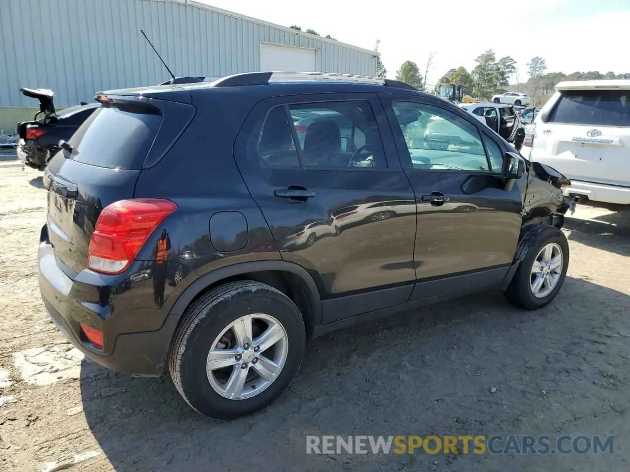 3 Photograph of a damaged car KL7CJPSB3MB321717 CHEVROLET TRAX 2021