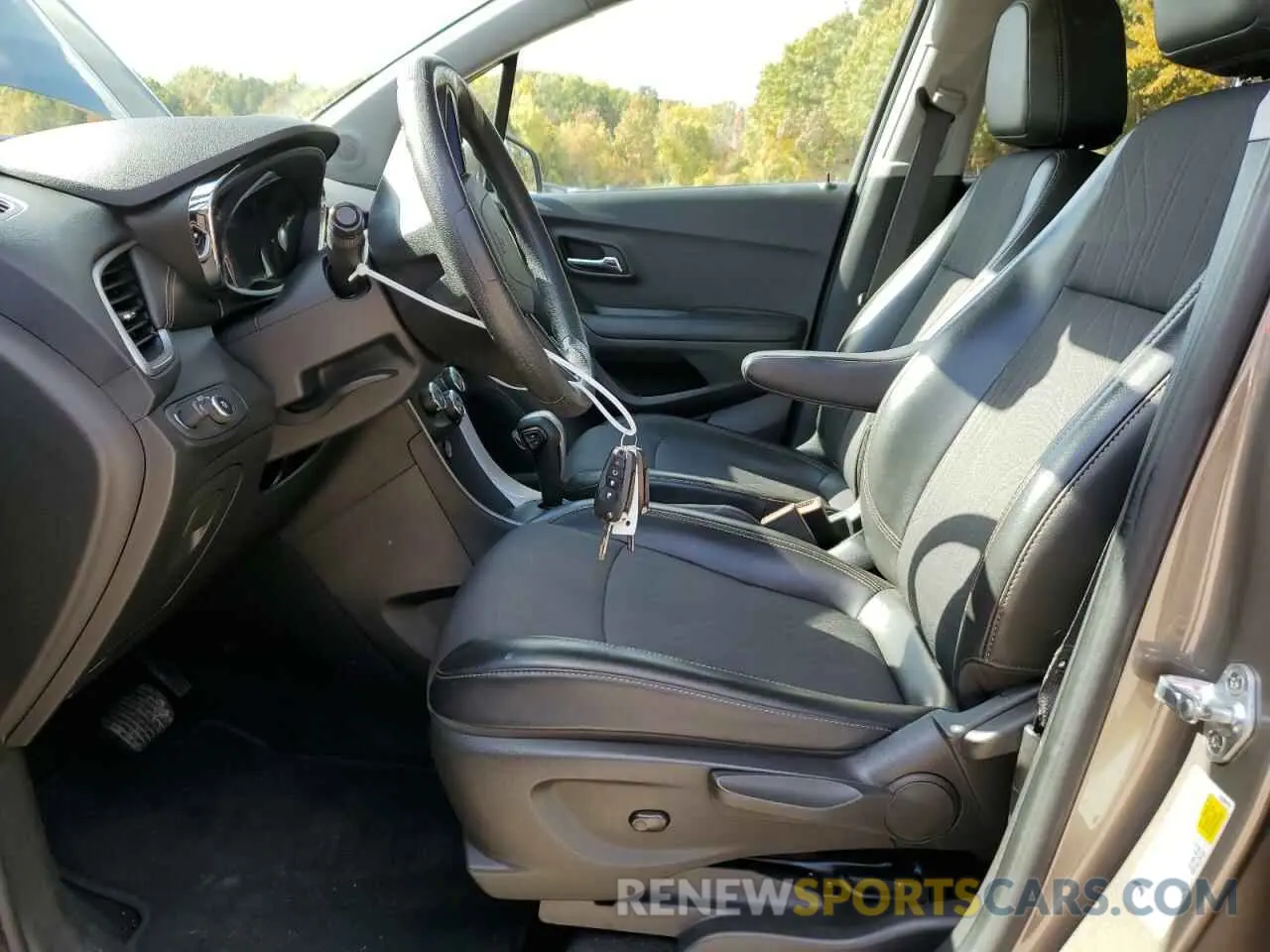7 Photograph of a damaged car KL7CJPSB3MB325489 CHEVROLET TRAX 2021