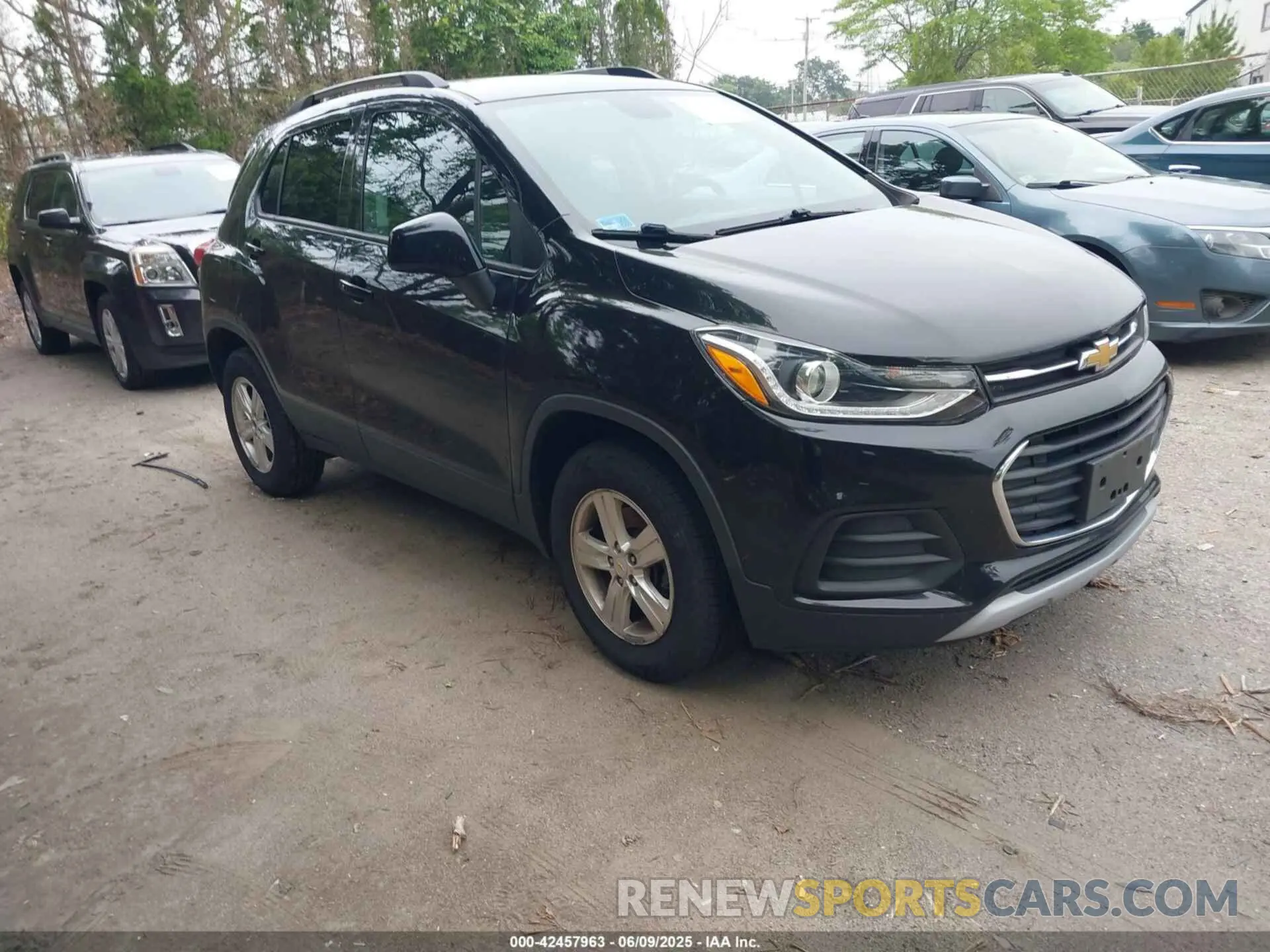 1 Photograph of a damaged car KL7CJPSB6MB340892 CHEVROLET TRAX 2021