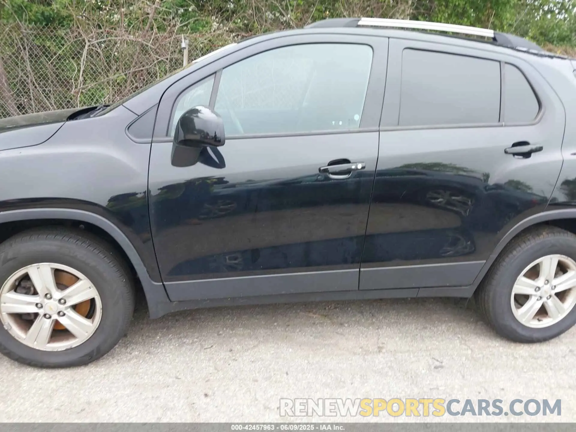 14 Photograph of a damaged car KL7CJPSB6MB340892 CHEVROLET TRAX 2021
