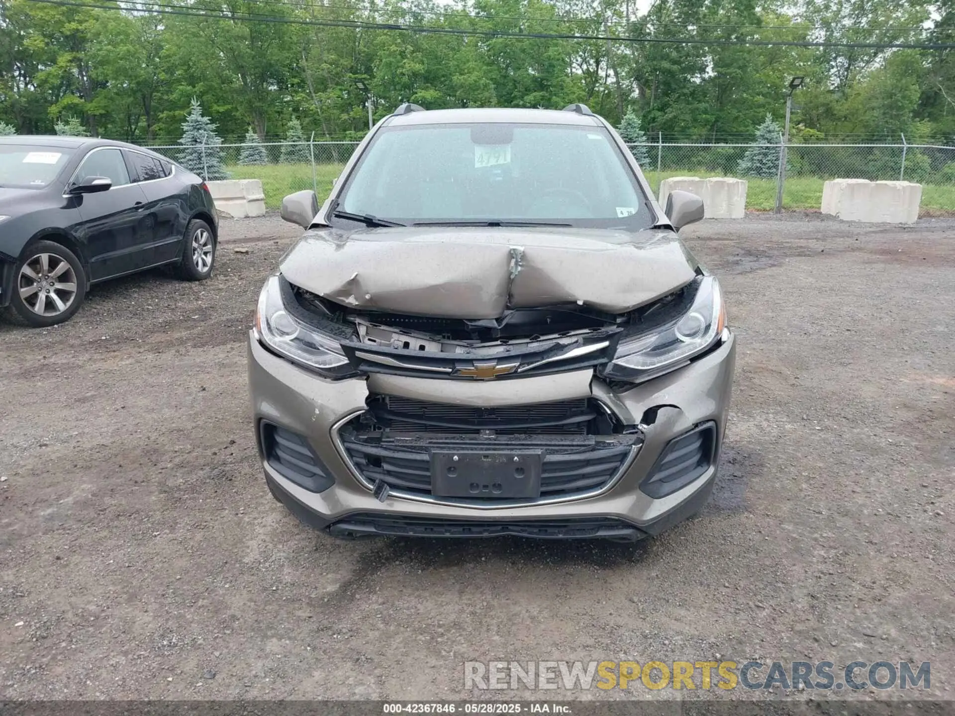 12 Photograph of a damaged car KL7CJPSB6MB358552 CHEVROLET TRAX 2021