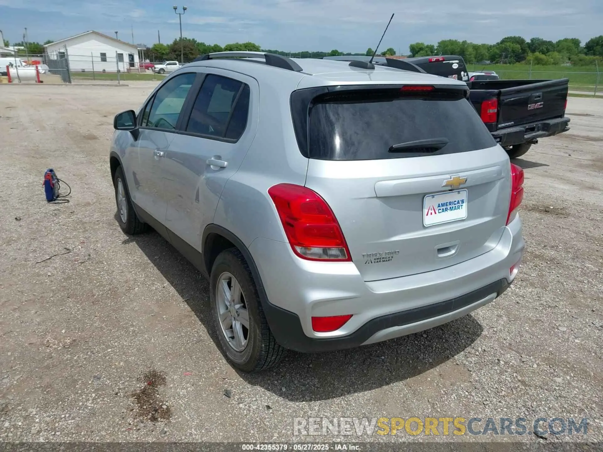 3 Photograph of a damaged car KL7CJPSB8MB305061 CHEVROLET TRAX 2021