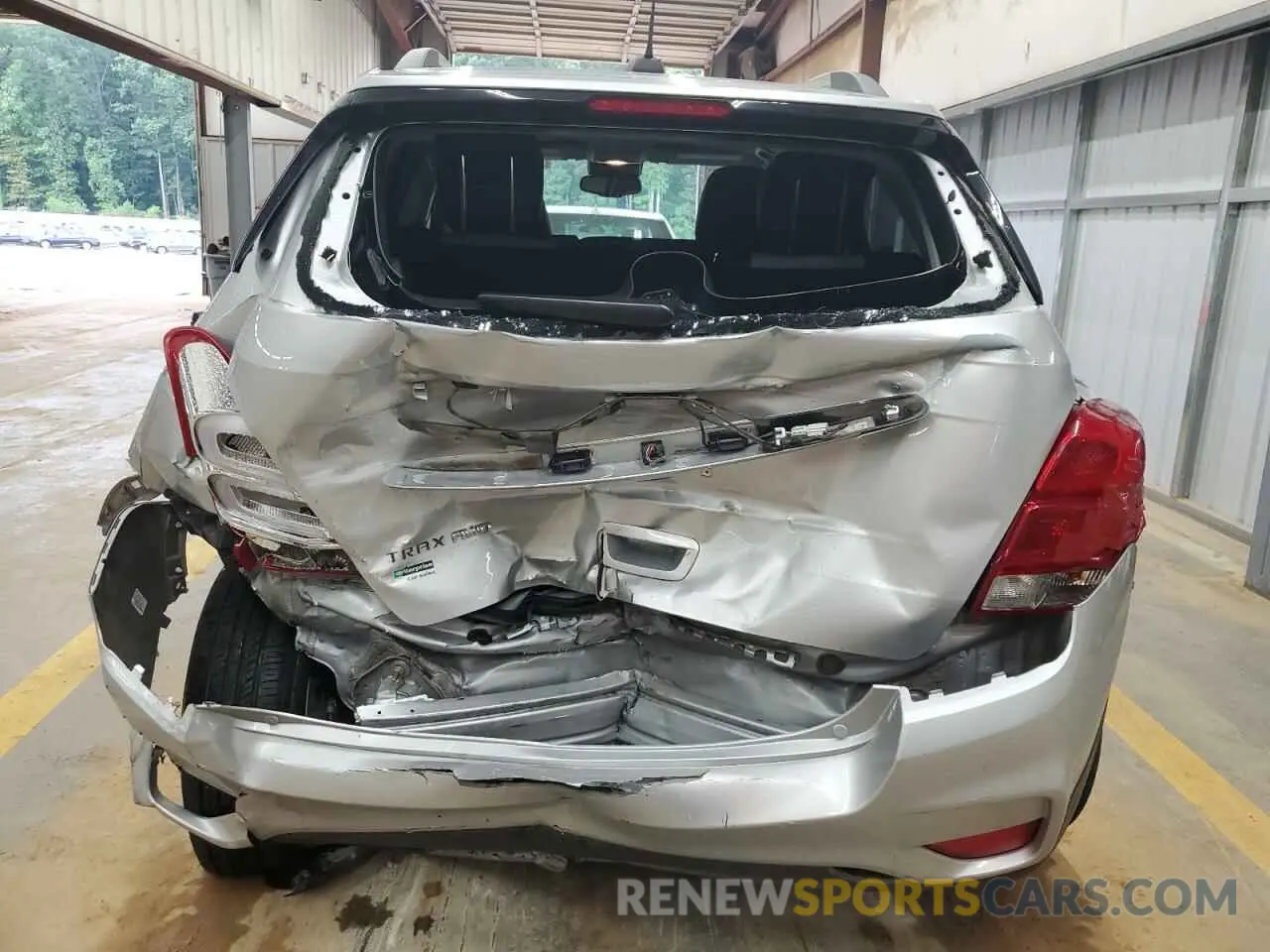 6 Photograph of a damaged car KL7CJPSB8MB331871 CHEVROLET TRAX 2021