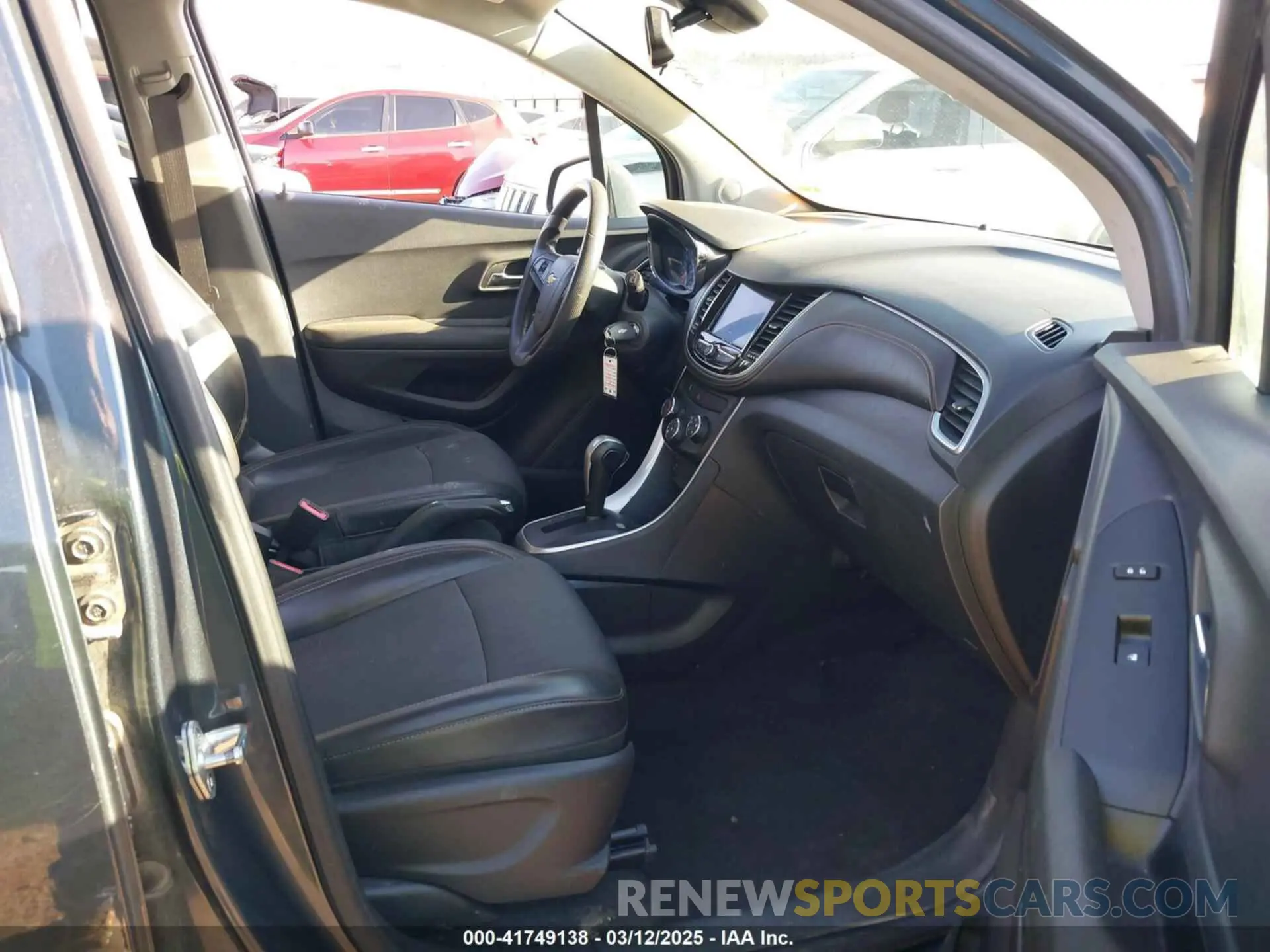5 Photograph of a damaged car KL7CJPSB9MB324735 CHEVROLET TRAX 2021