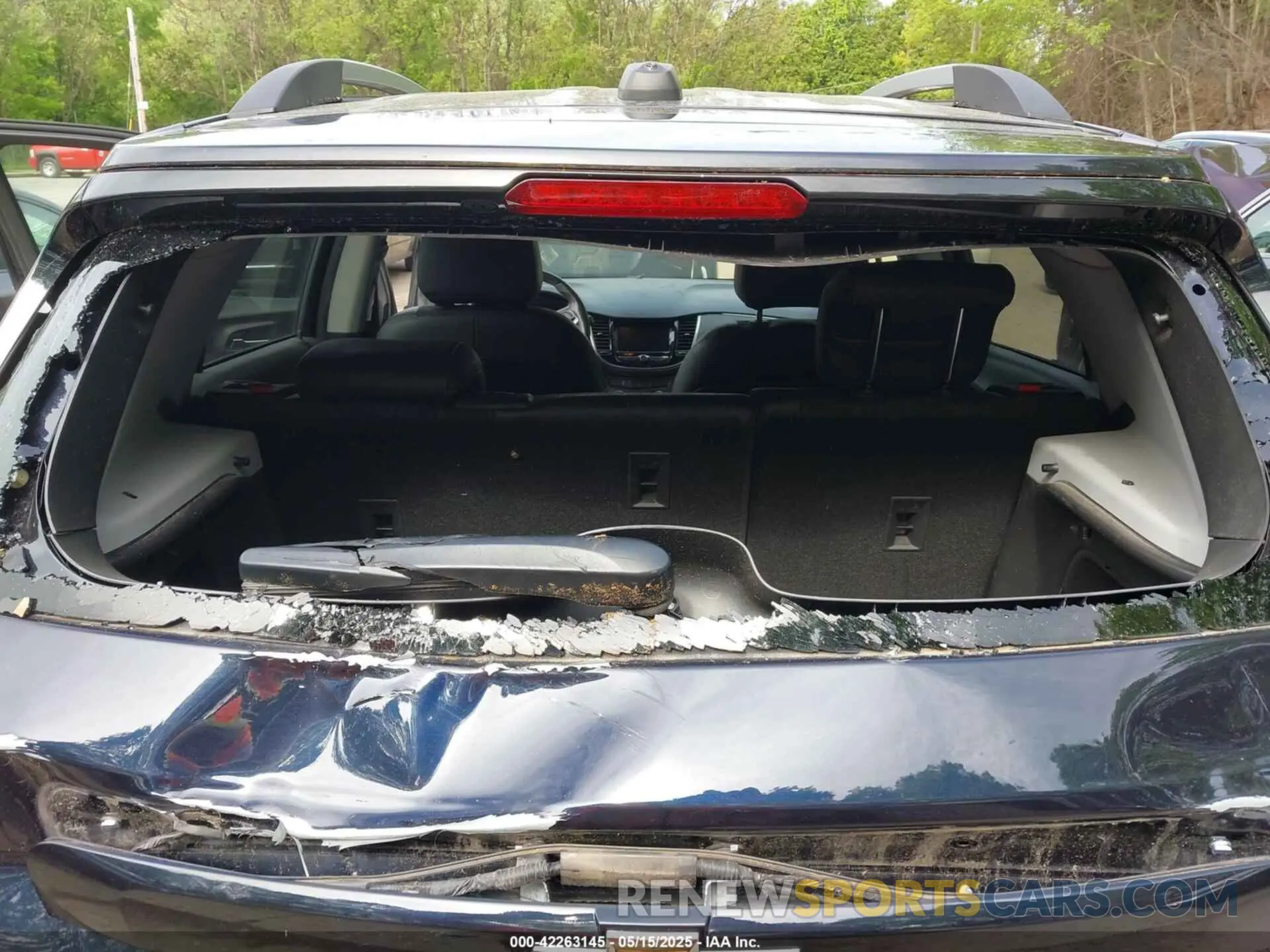19 Photograph of a damaged car KL7CJPSB9MB328963 CHEVROLET TRAX 2021