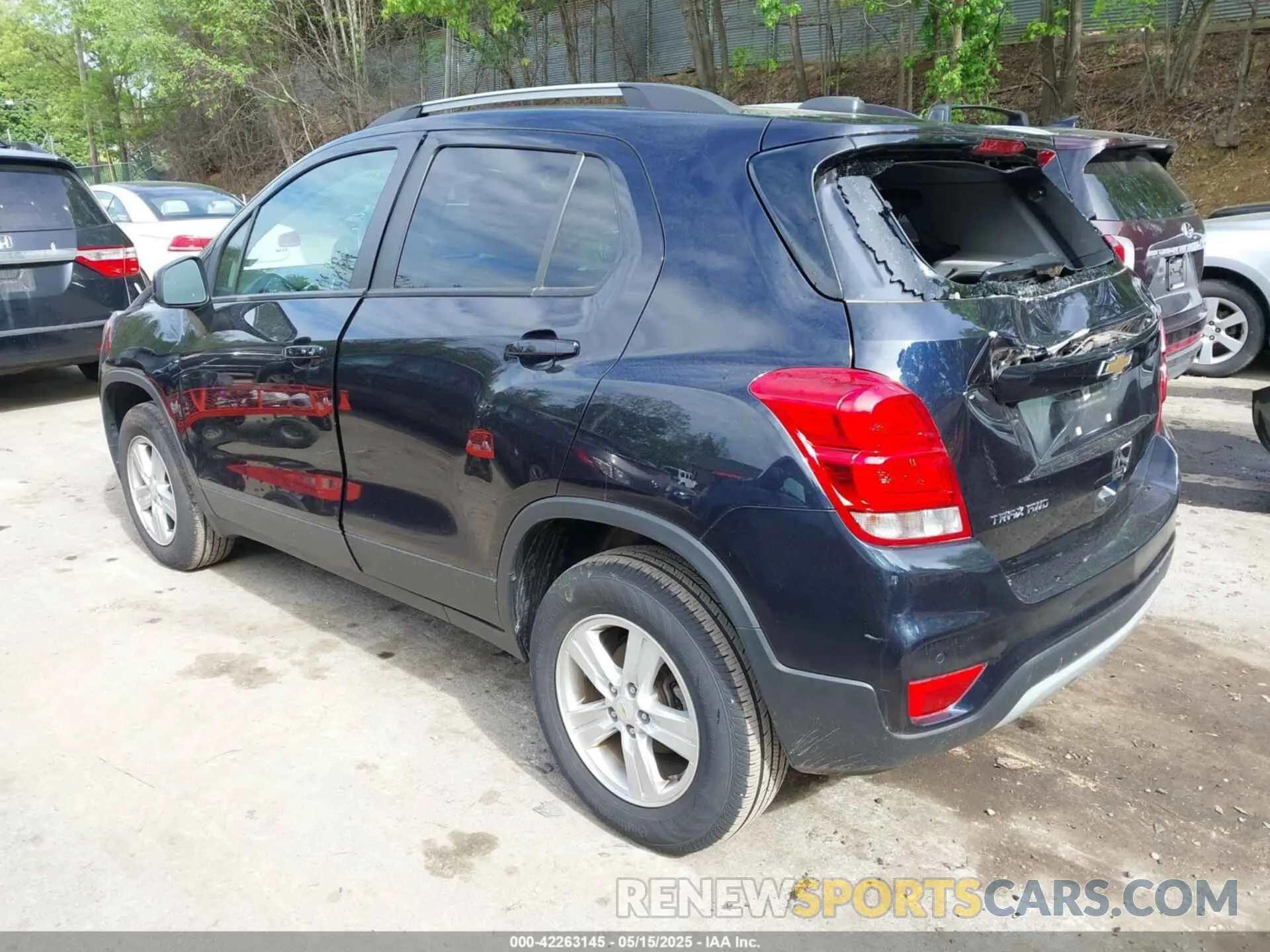3 Photograph of a damaged car KL7CJPSB9MB328963 CHEVROLET TRAX 2021