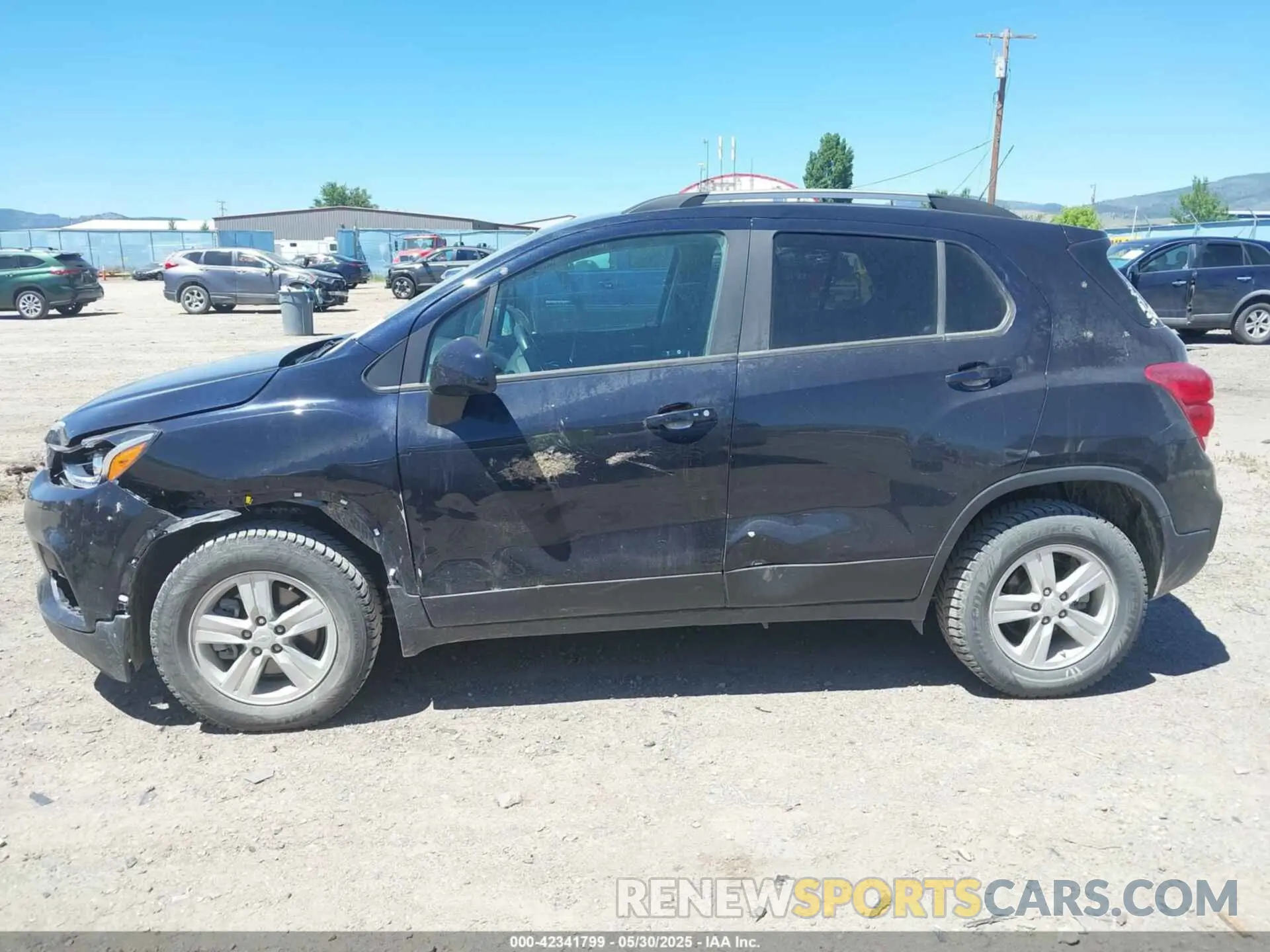 14 Photograph of a damaged car KL7CJPSBXMB320032 CHEVROLET TRAX 2021