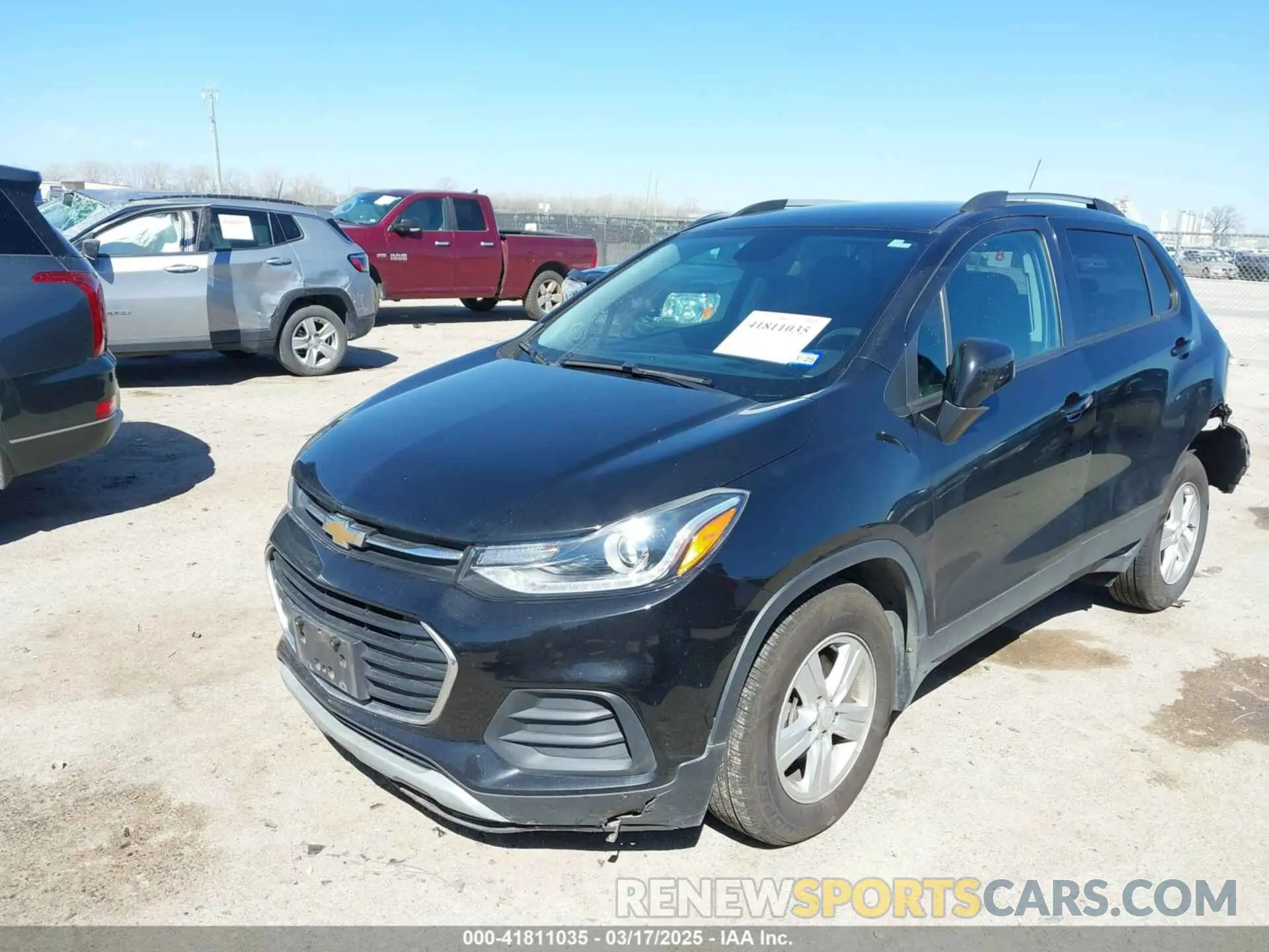 2 Photograph of a damaged car KL7CJPSM0MB363232 CHEVROLET TRAX 2021