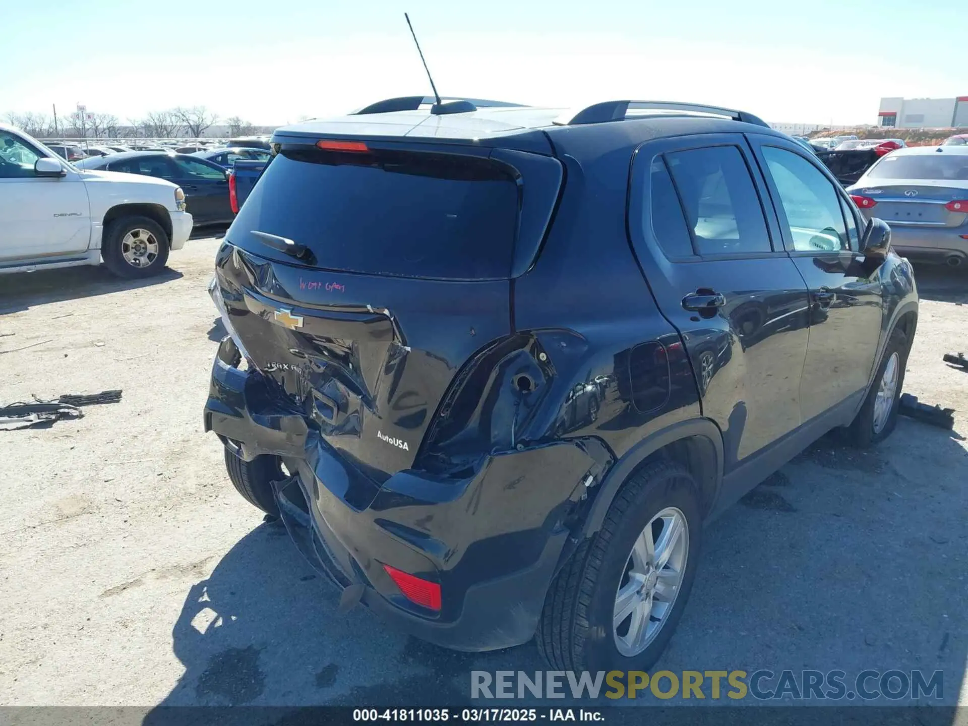 4 Photograph of a damaged car KL7CJPSM0MB363232 CHEVROLET TRAX 2021