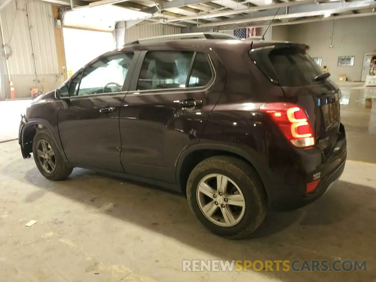 2 Photograph of a damaged car KL7CJPSM1MB366849 CHEVROLET TRAX 2021