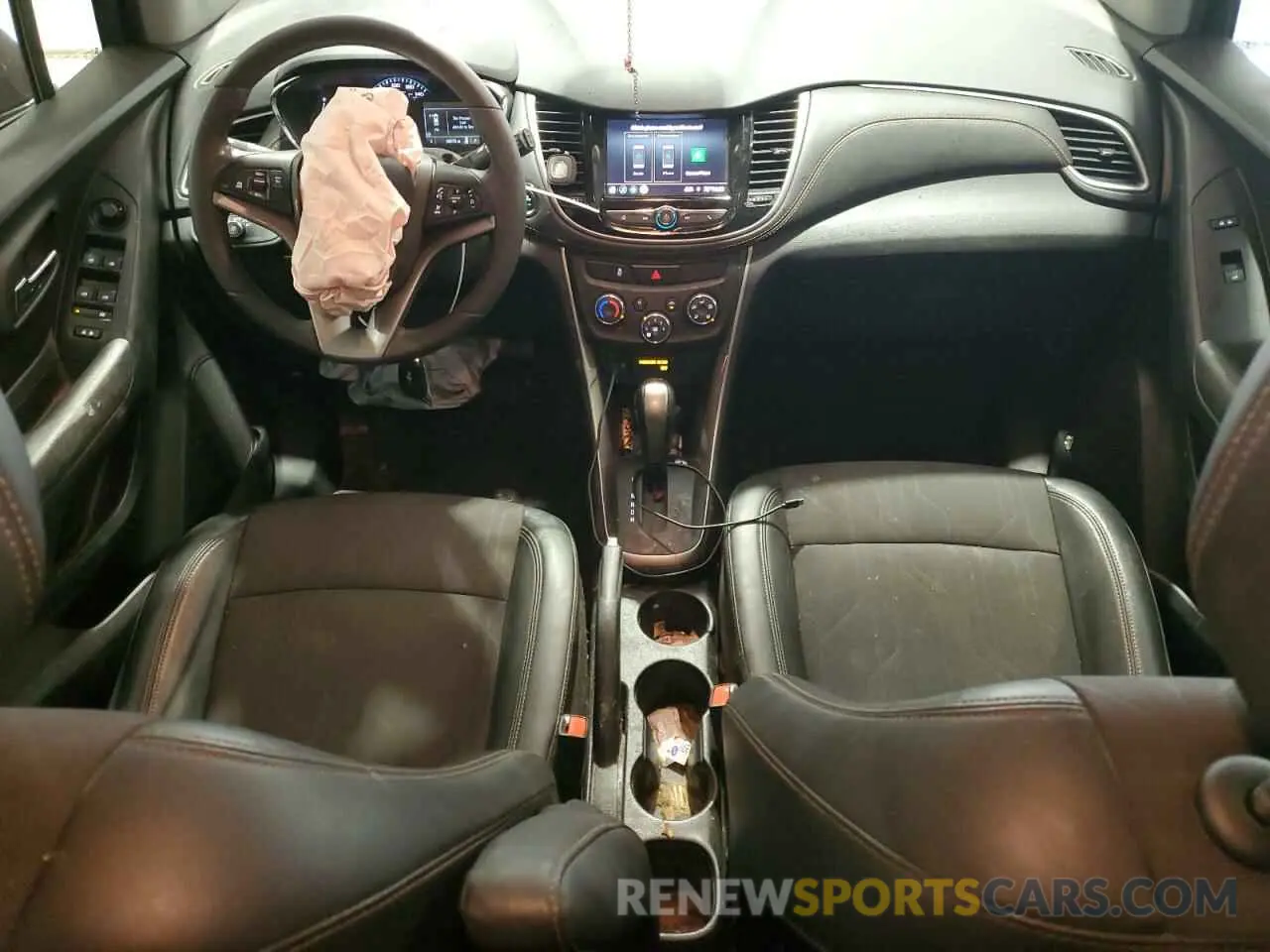 8 Photograph of a damaged car KL7CJPSM1MB366849 CHEVROLET TRAX 2021