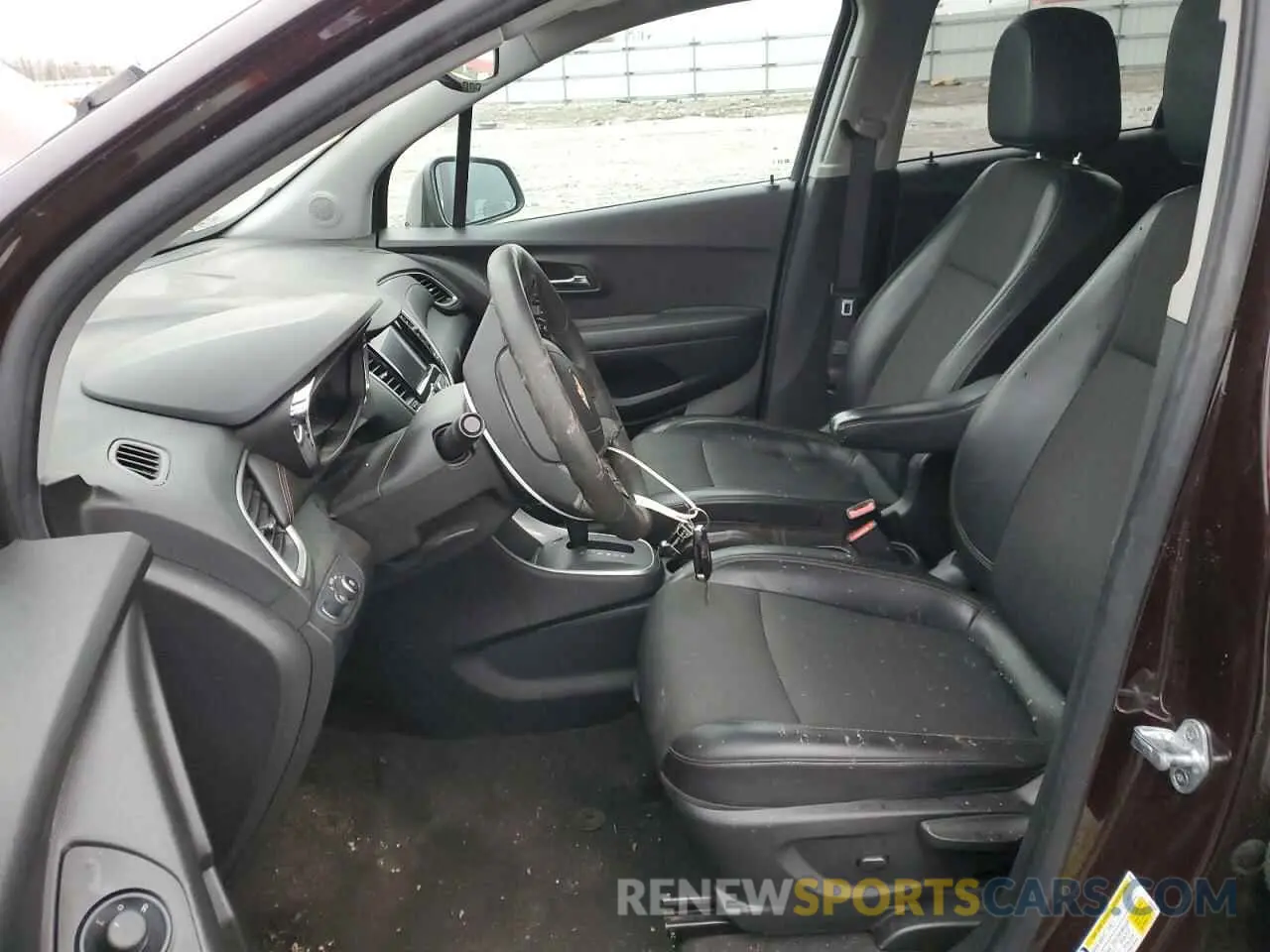 7 Photograph of a damaged car KL7CJPSM1MB374725 CHEVROLET TRAX 2021