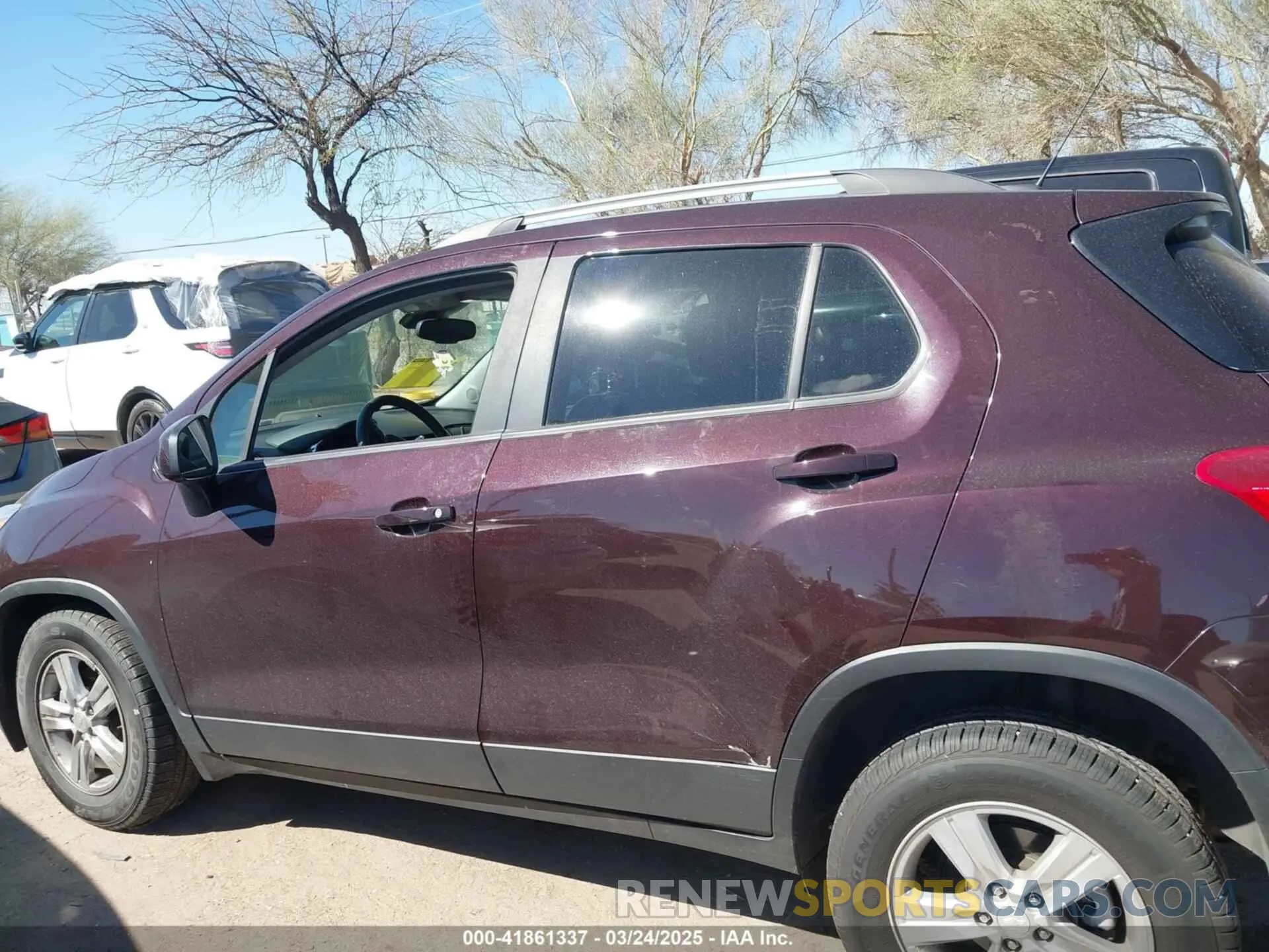 14 Photograph of a damaged car KL7CJPSM4MB364271 CHEVROLET TRAX 2021