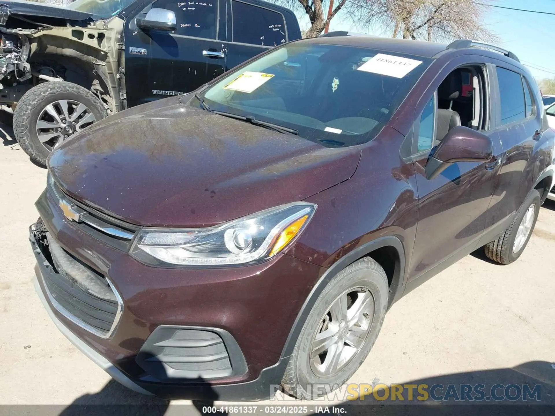 2 Photograph of a damaged car KL7CJPSM4MB364271 CHEVROLET TRAX 2021
