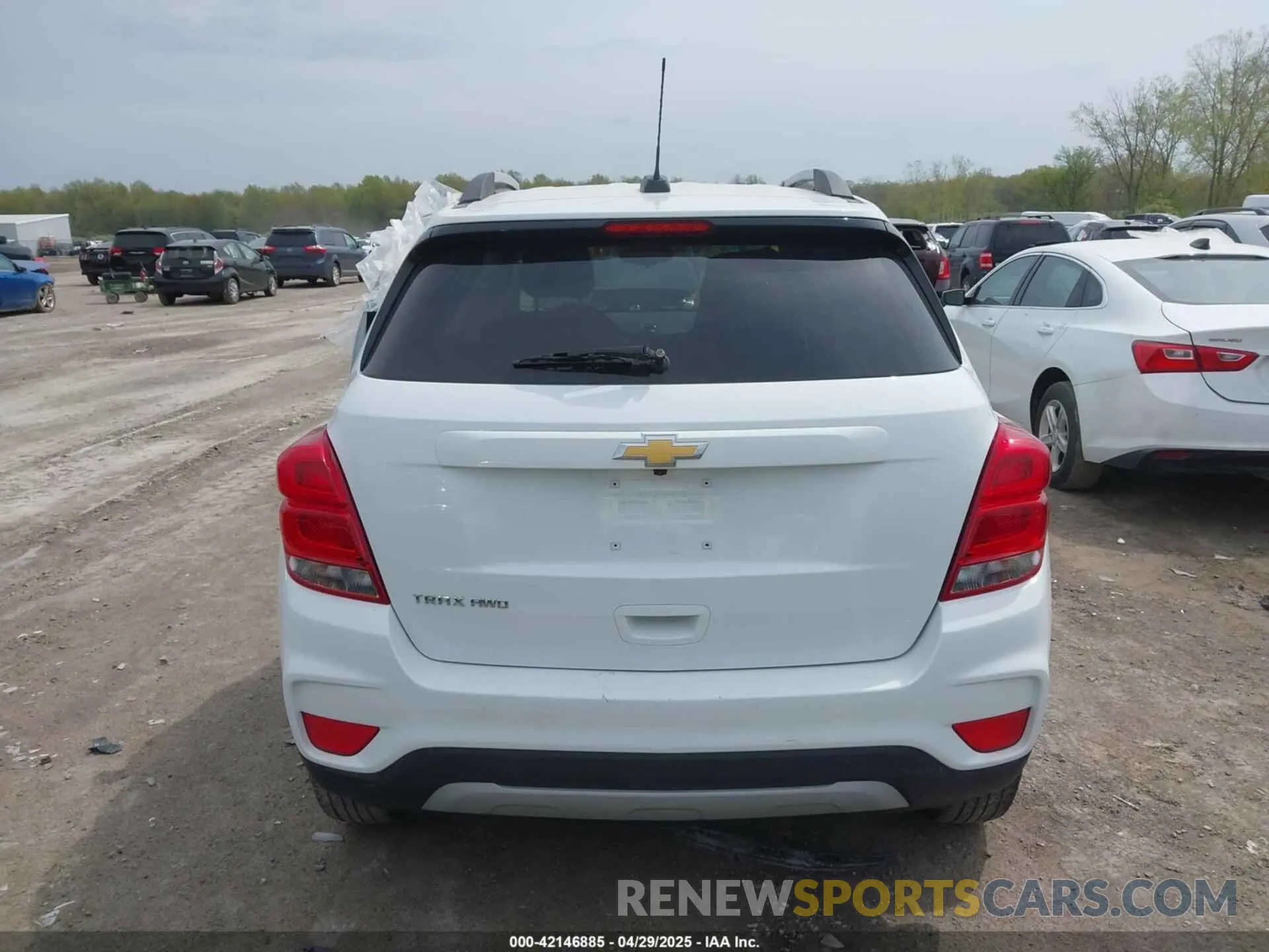 16 Photograph of a damaged car KL7CJPSM5MB369530 CHEVROLET TRAX 2021