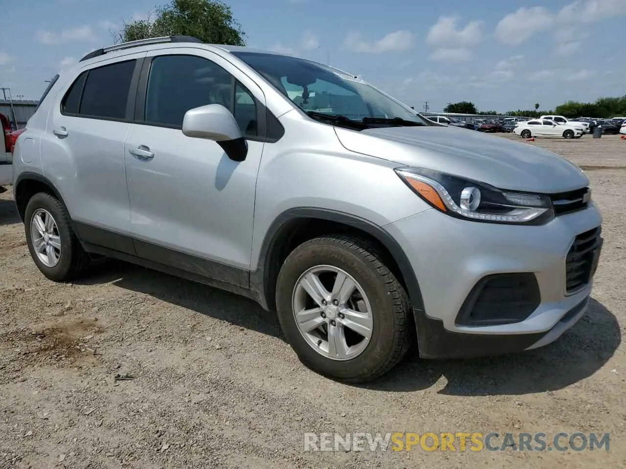 4 Photograph of a damaged car KL7CJPSM7MB361834 CHEVROLET TRAX 2021
