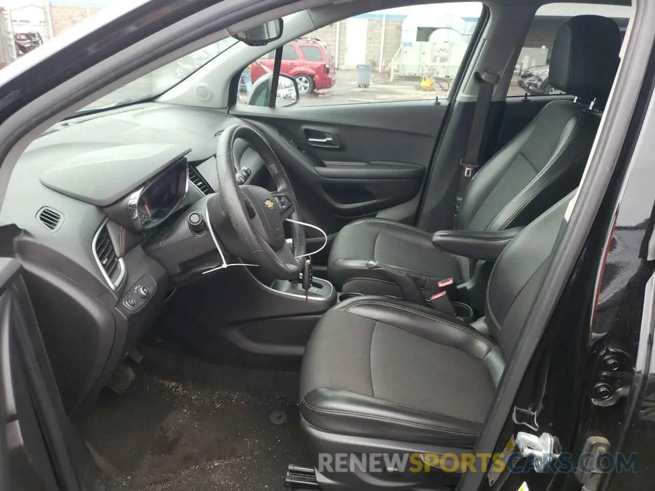 7 Photograph of a damaged car KL7CJPSM8MB364631 CHEVROLET TRAX 2021